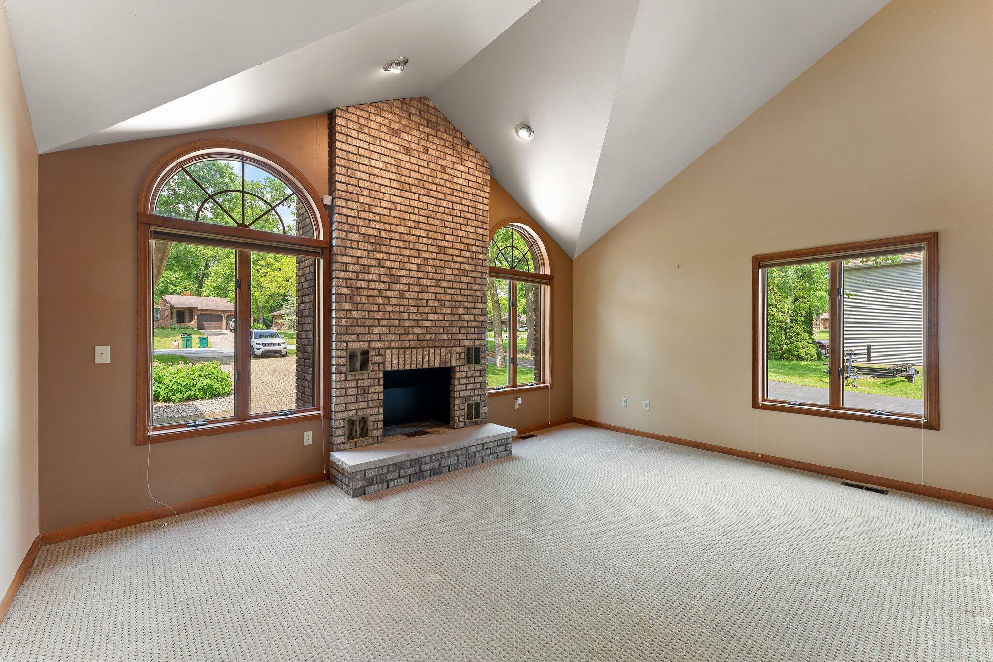 1673 Sunnyslope Drive