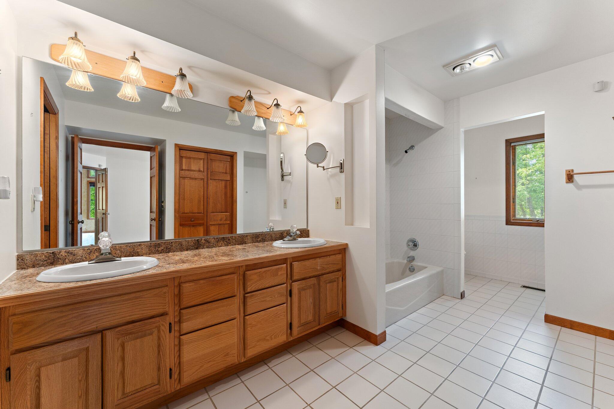 1673 Sunnyslope Drive