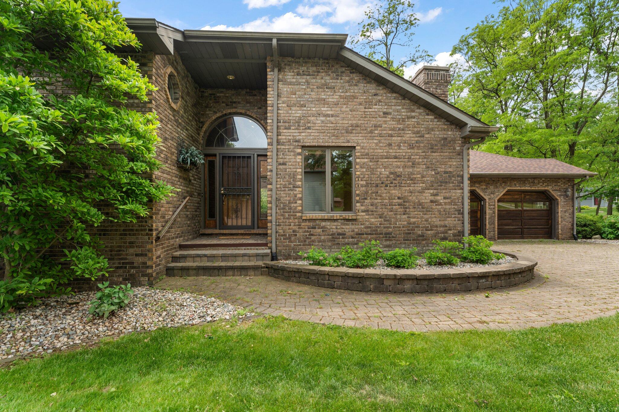 1673 Sunnyslope Drive