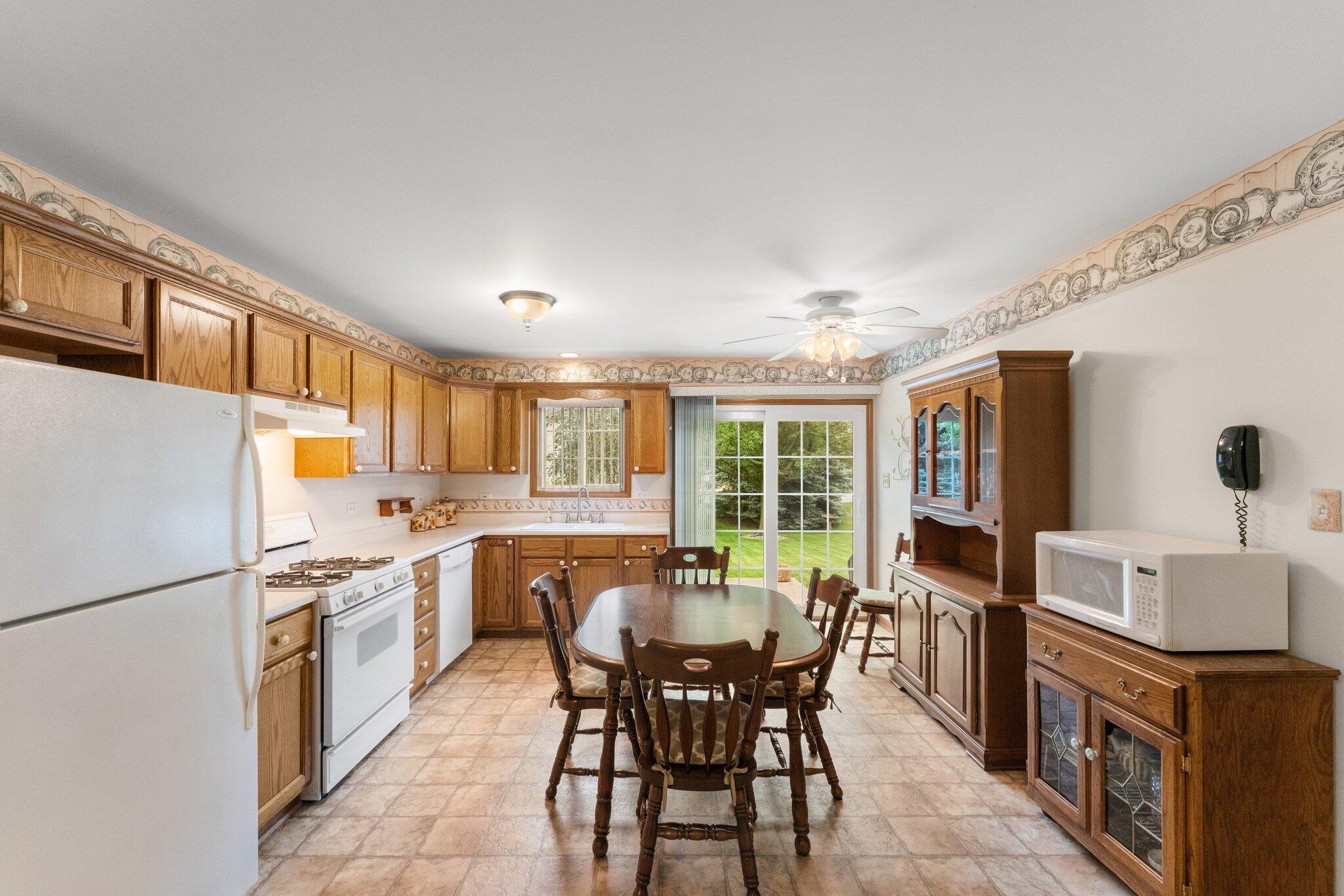 851 Blue Jay Way