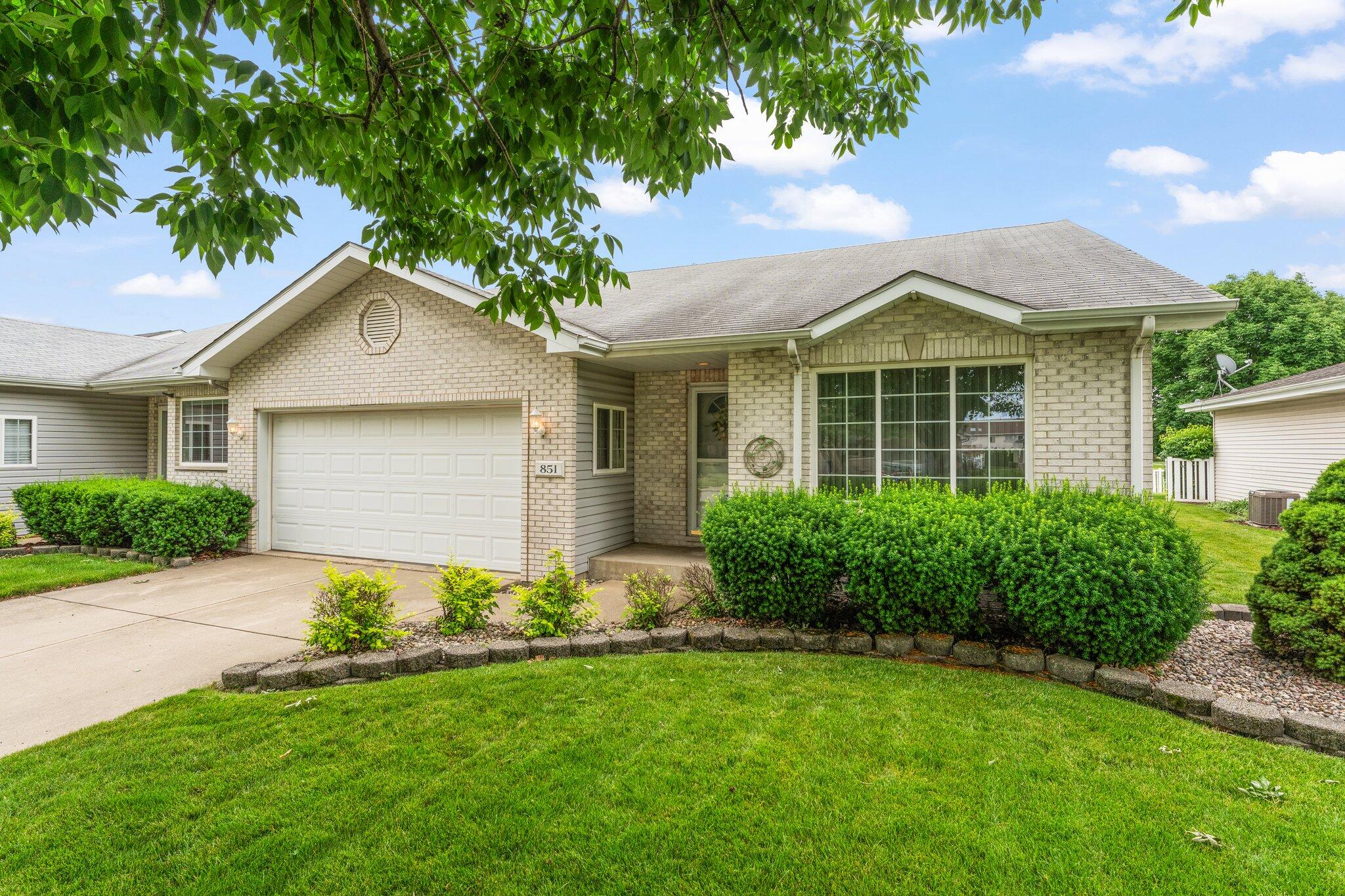 851 Blue Jay Way