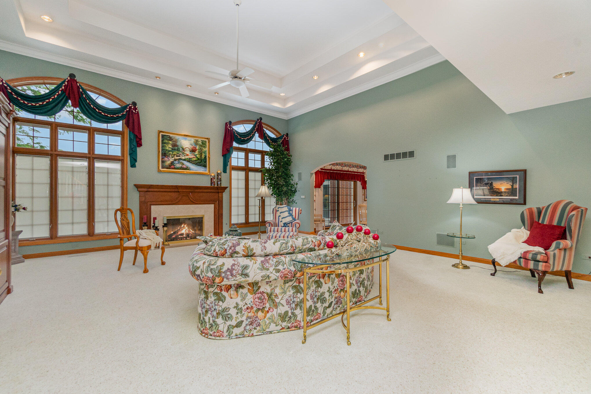 1033 Perthshire Lane