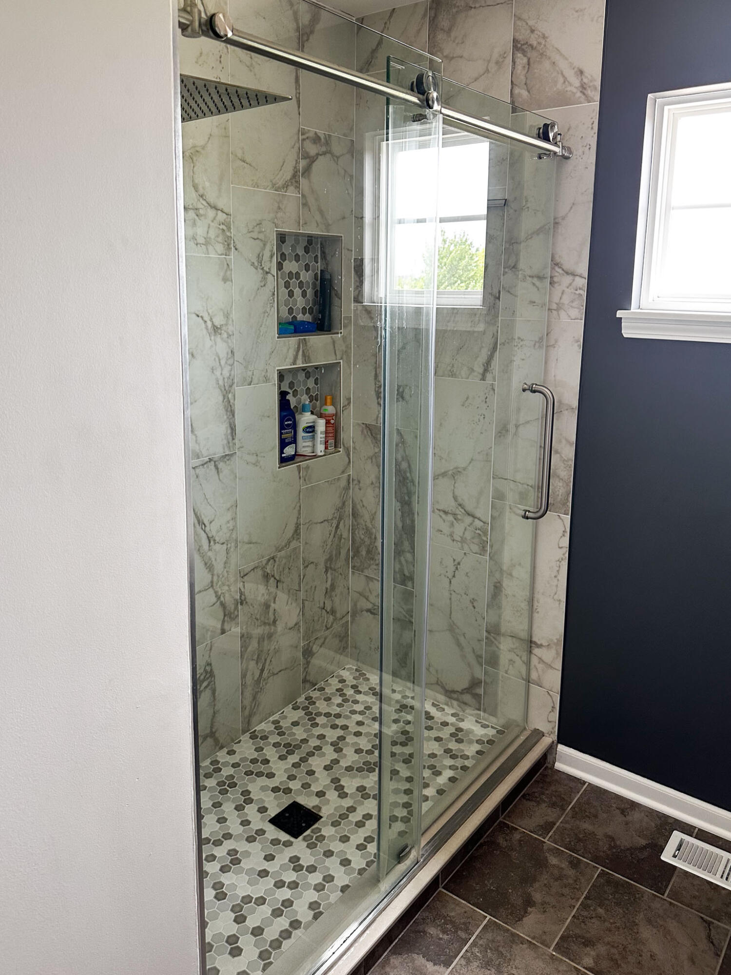 1069 E 116th Place