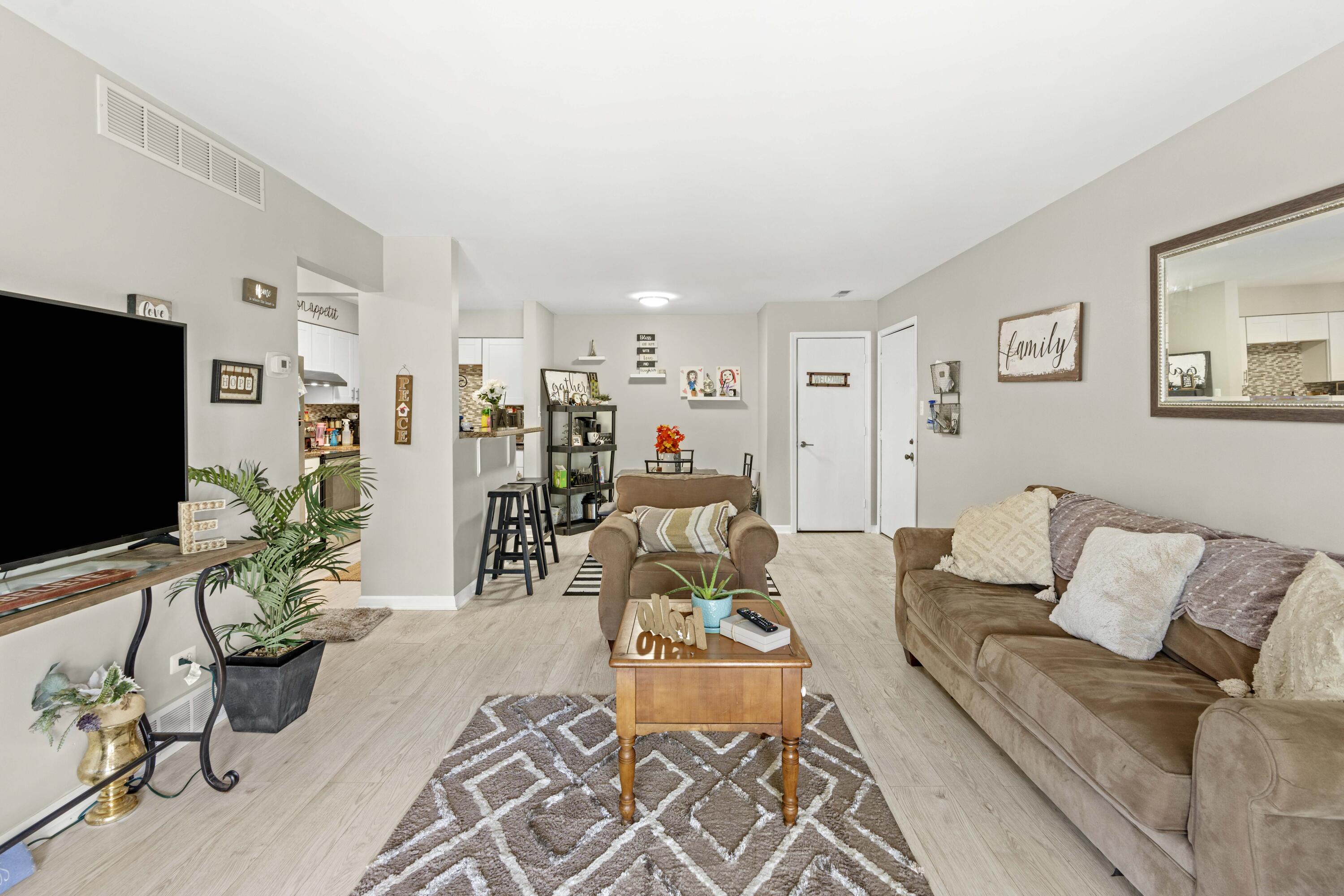 716 Moraine Trace Unit: 12