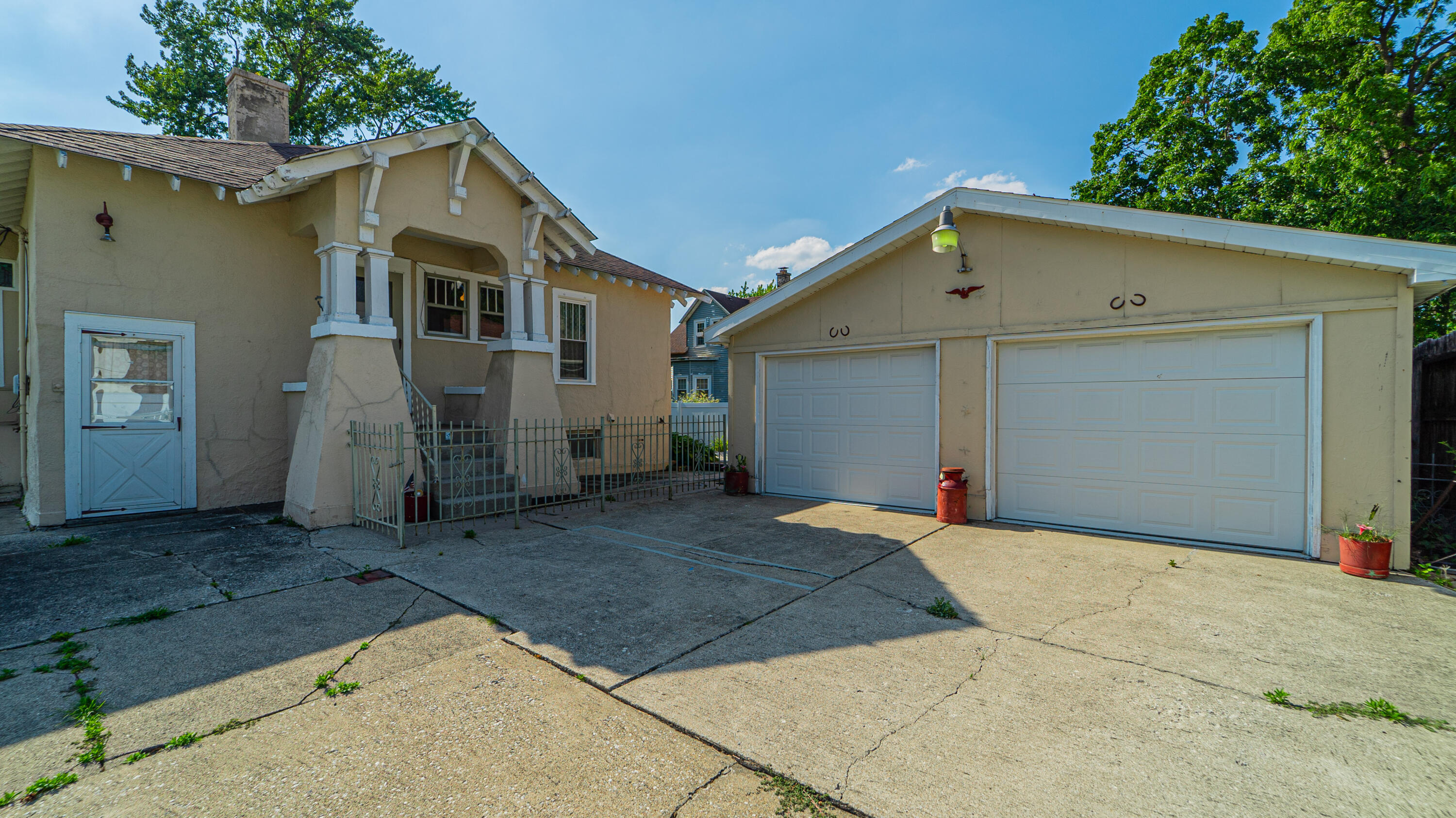 100 N Jackson Street