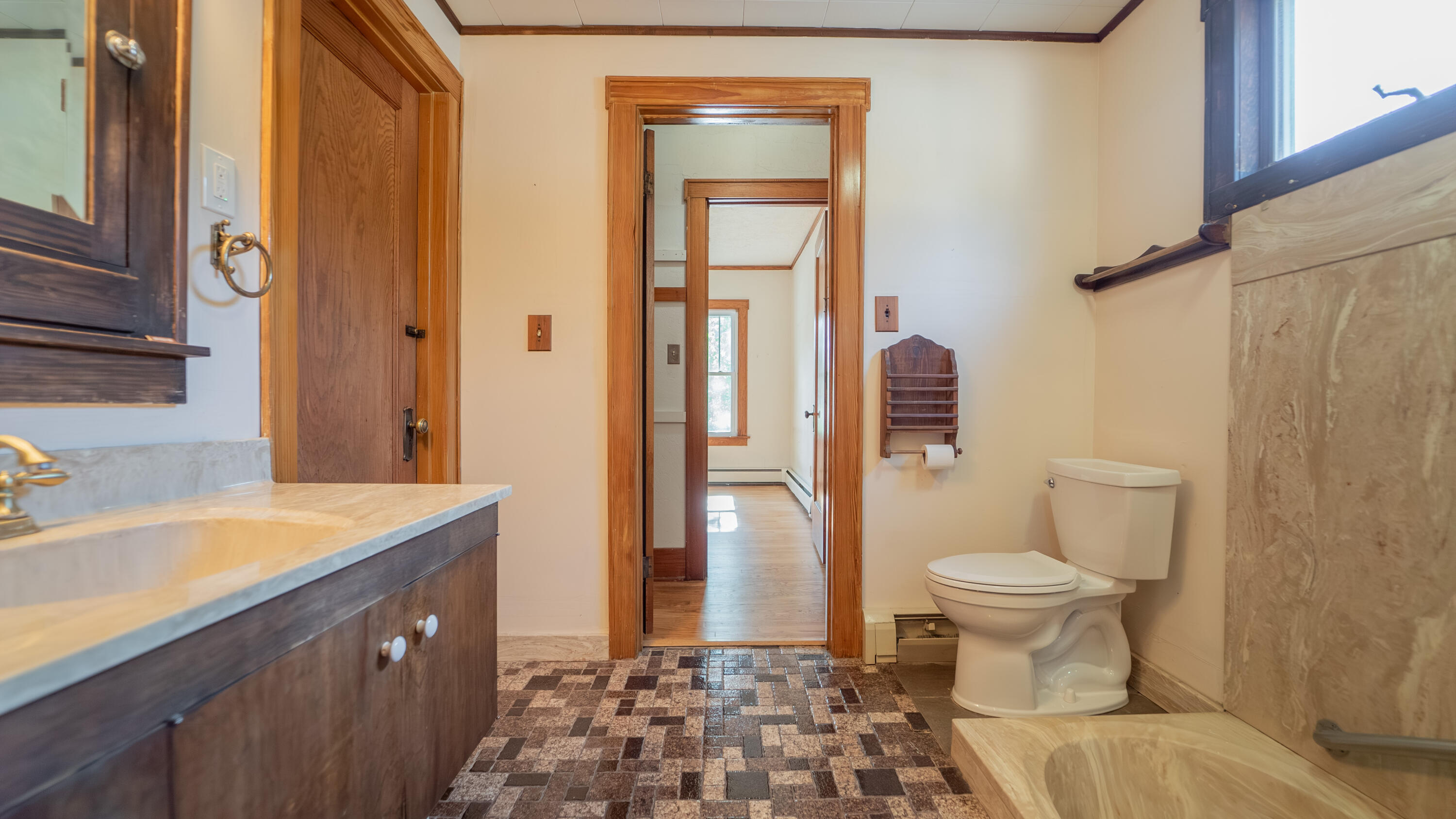 100 N Jackson Street