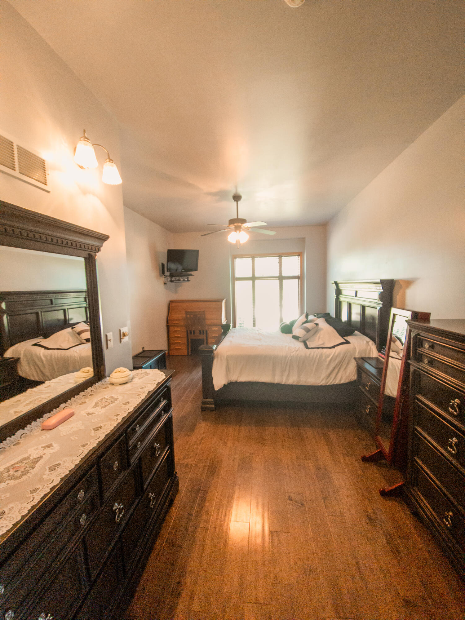 906 Saddlebrook Court