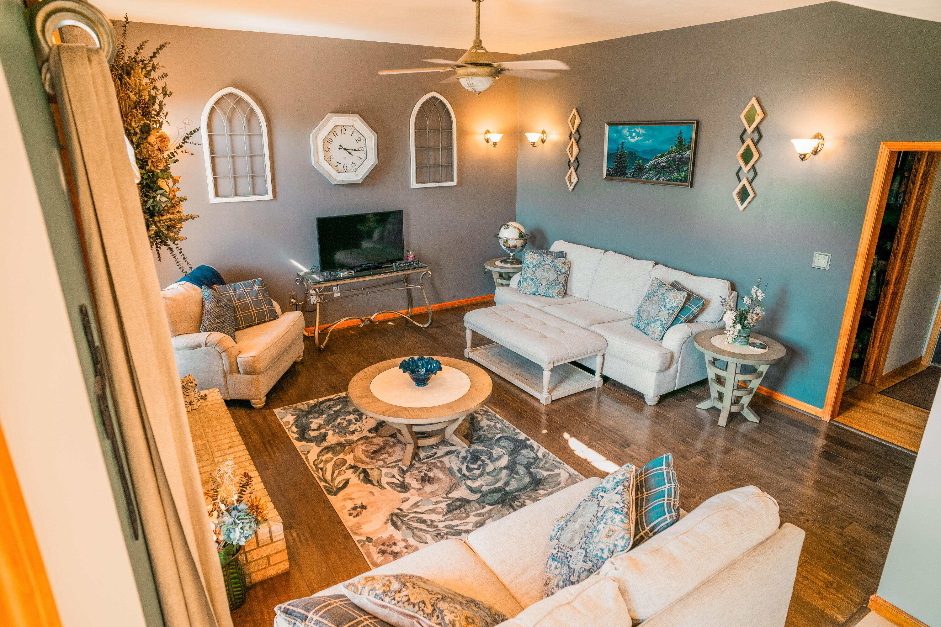 906 Saddlebrook Court