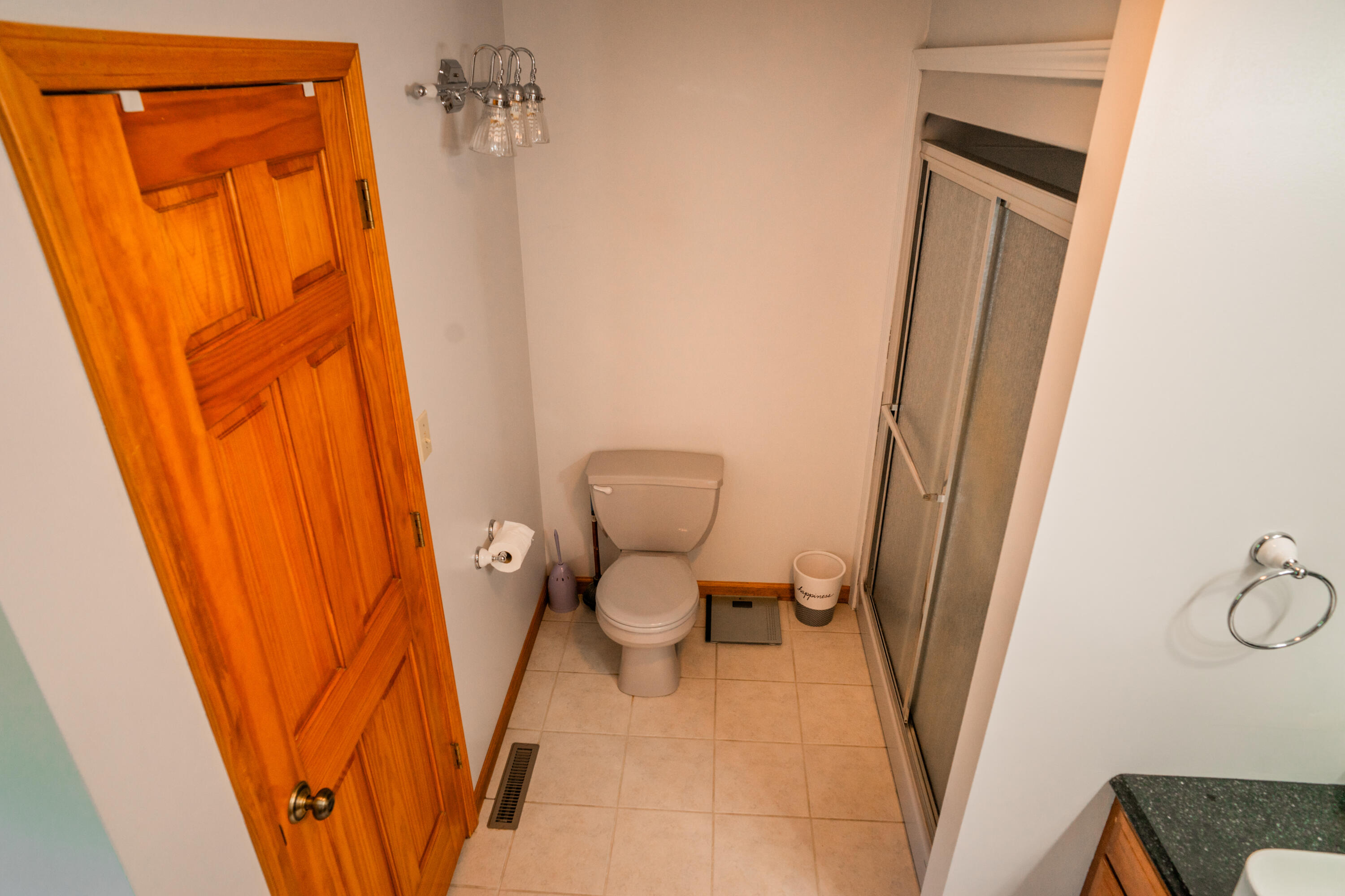 906 Saddlebrook Court