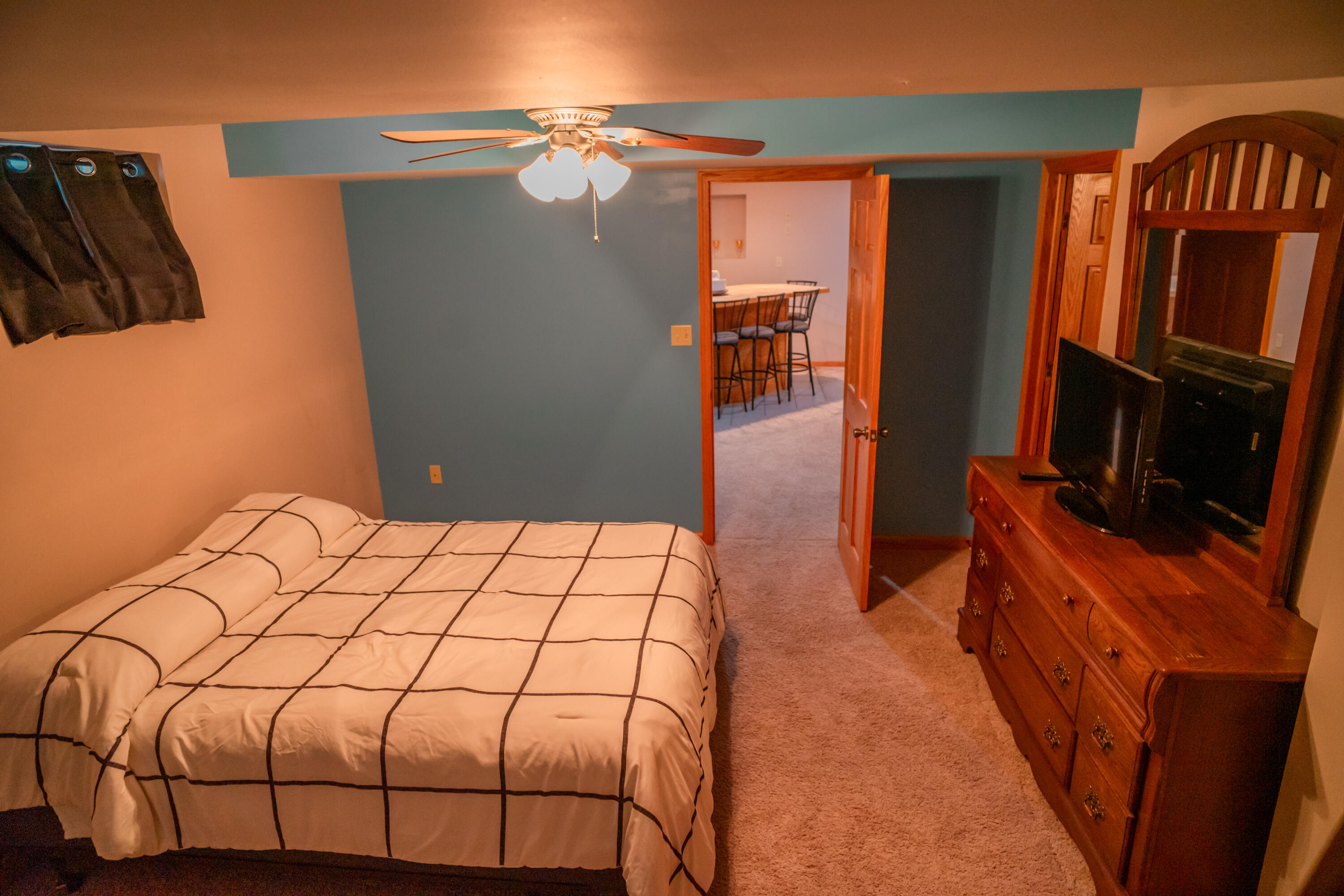 906 Saddlebrook Court