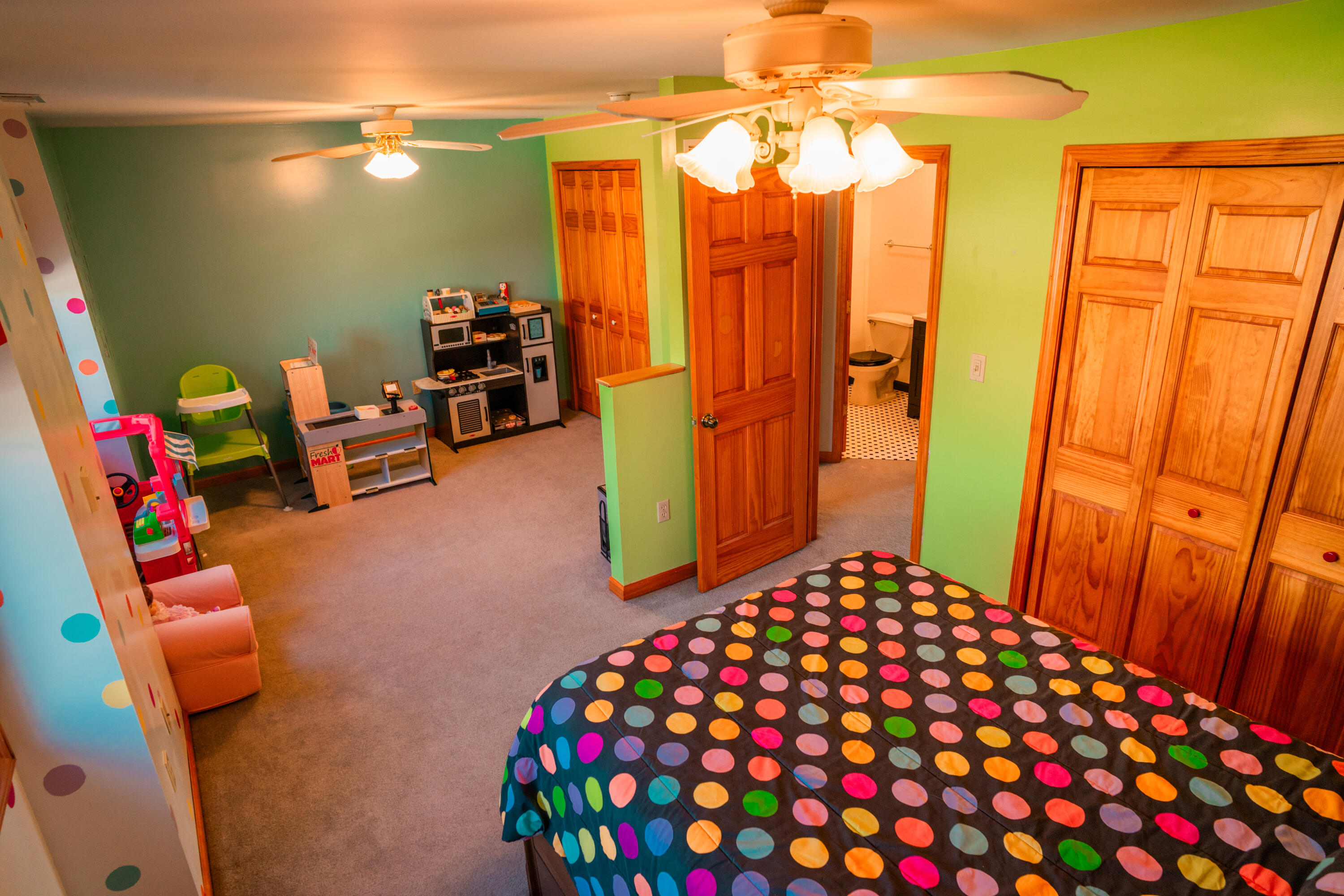 906 Saddlebrook Court