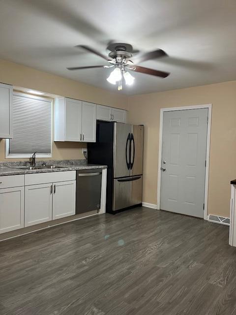 3328 W 79th Place