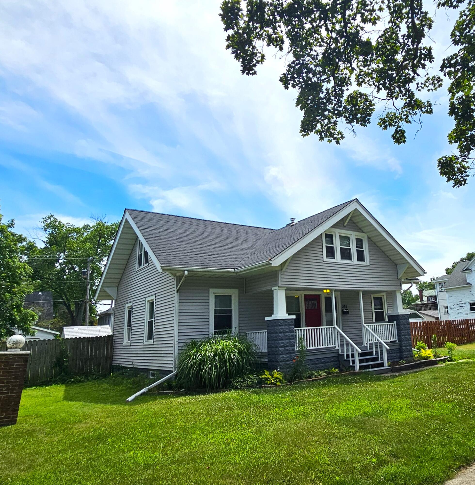 316 E Indiana Avenue