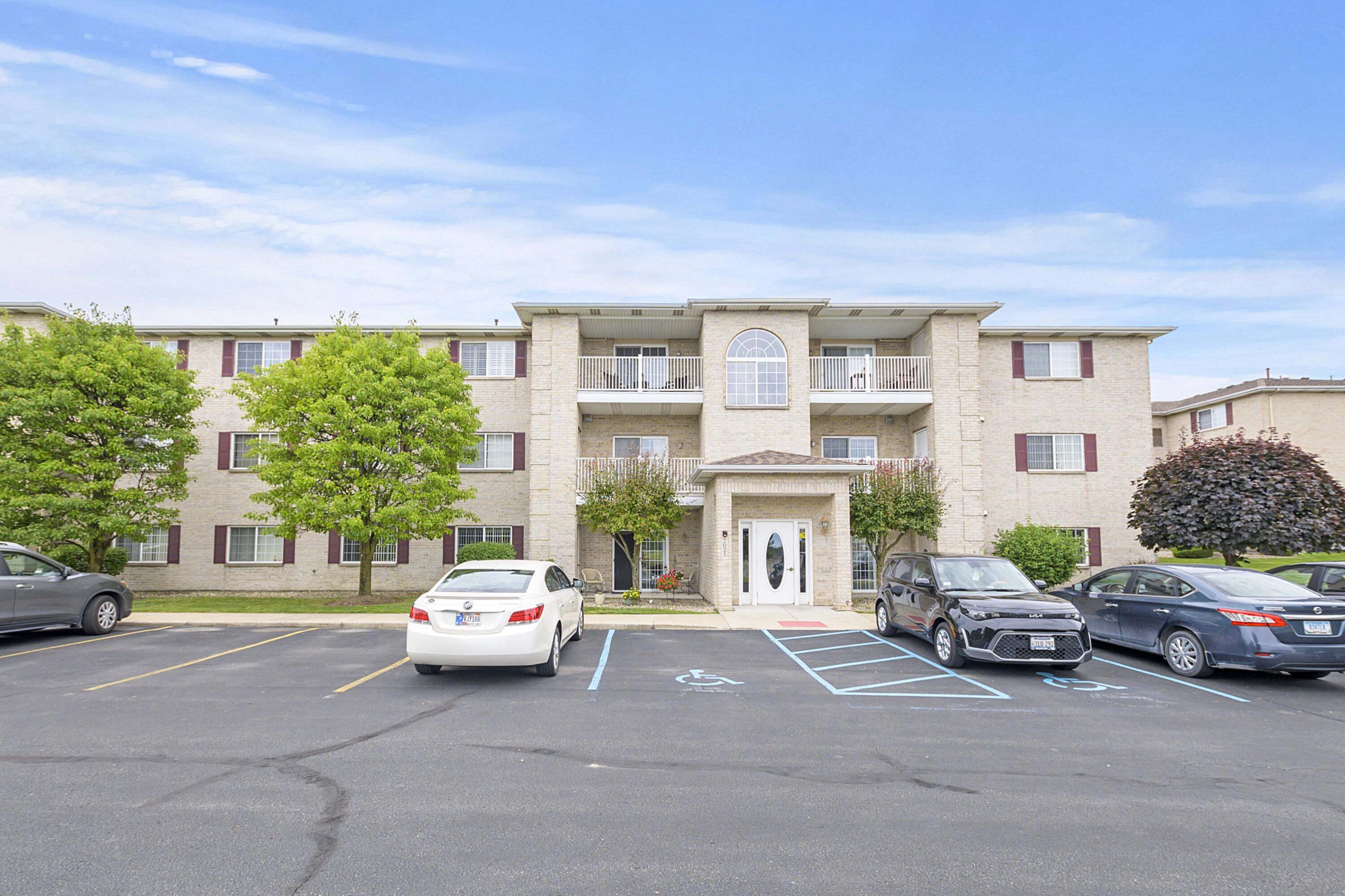 2021 W 75th Place Unit: 35