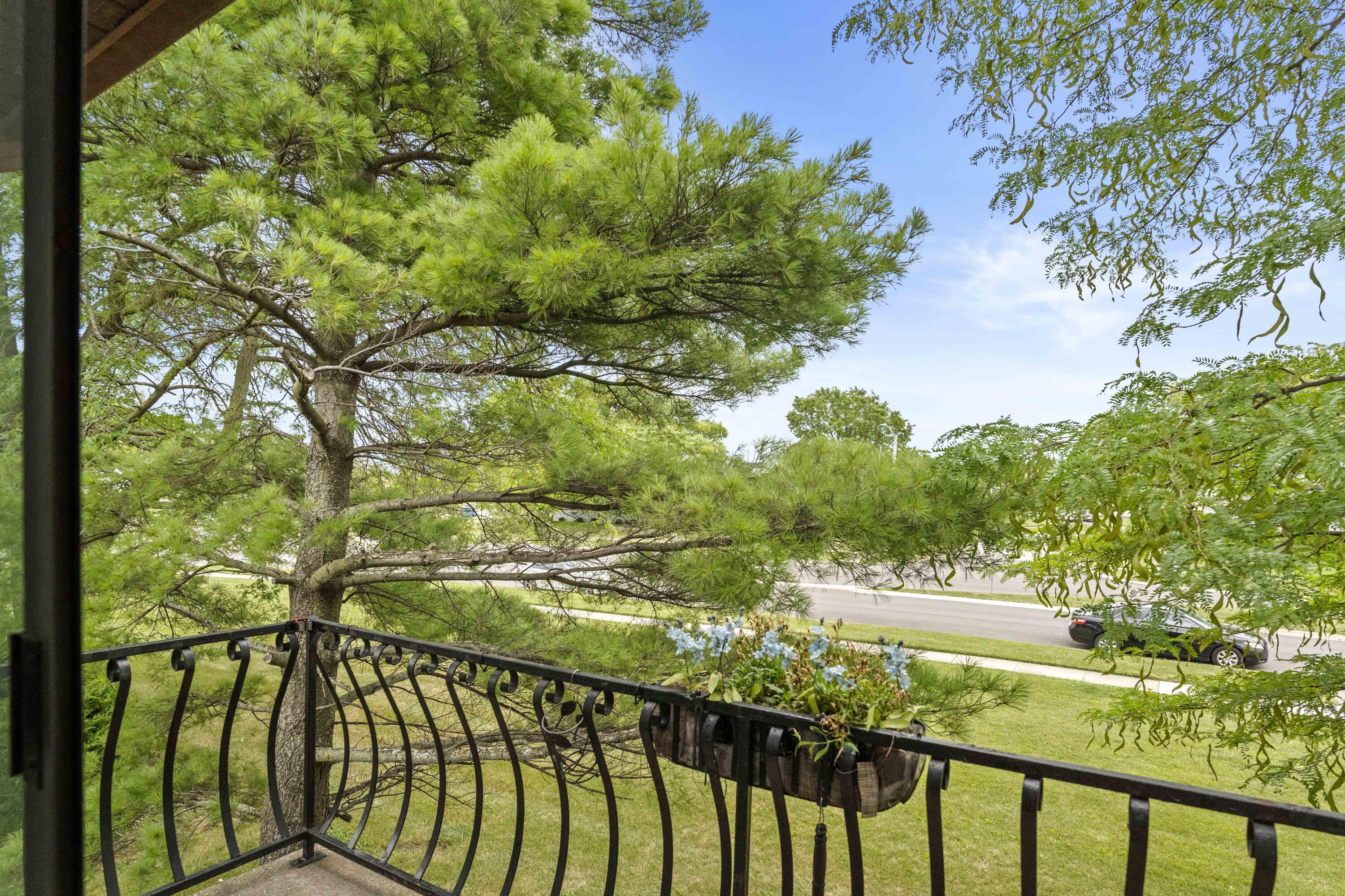 108 Plum Creek Drive Unit: 2N