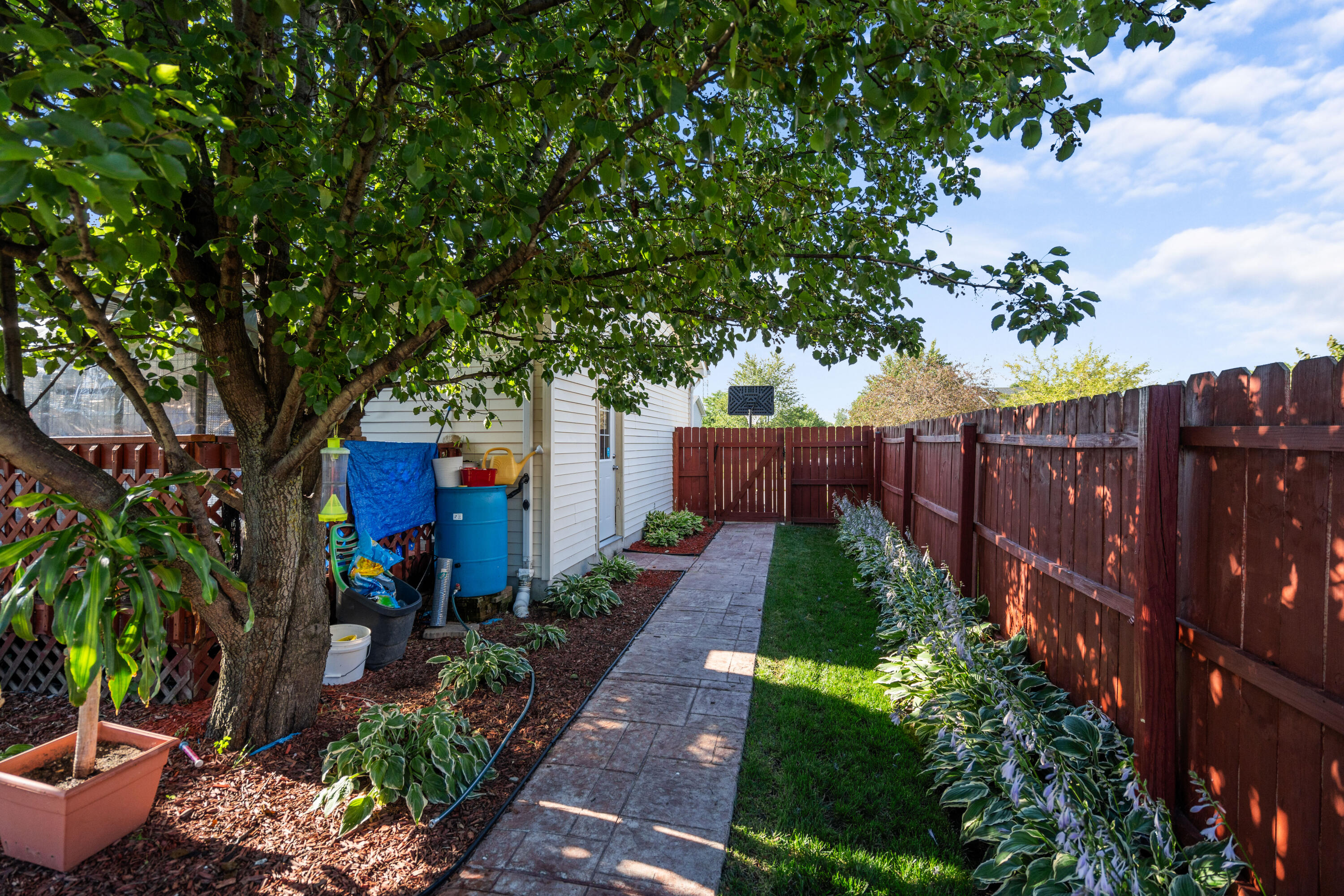 7495 Kestrel Street