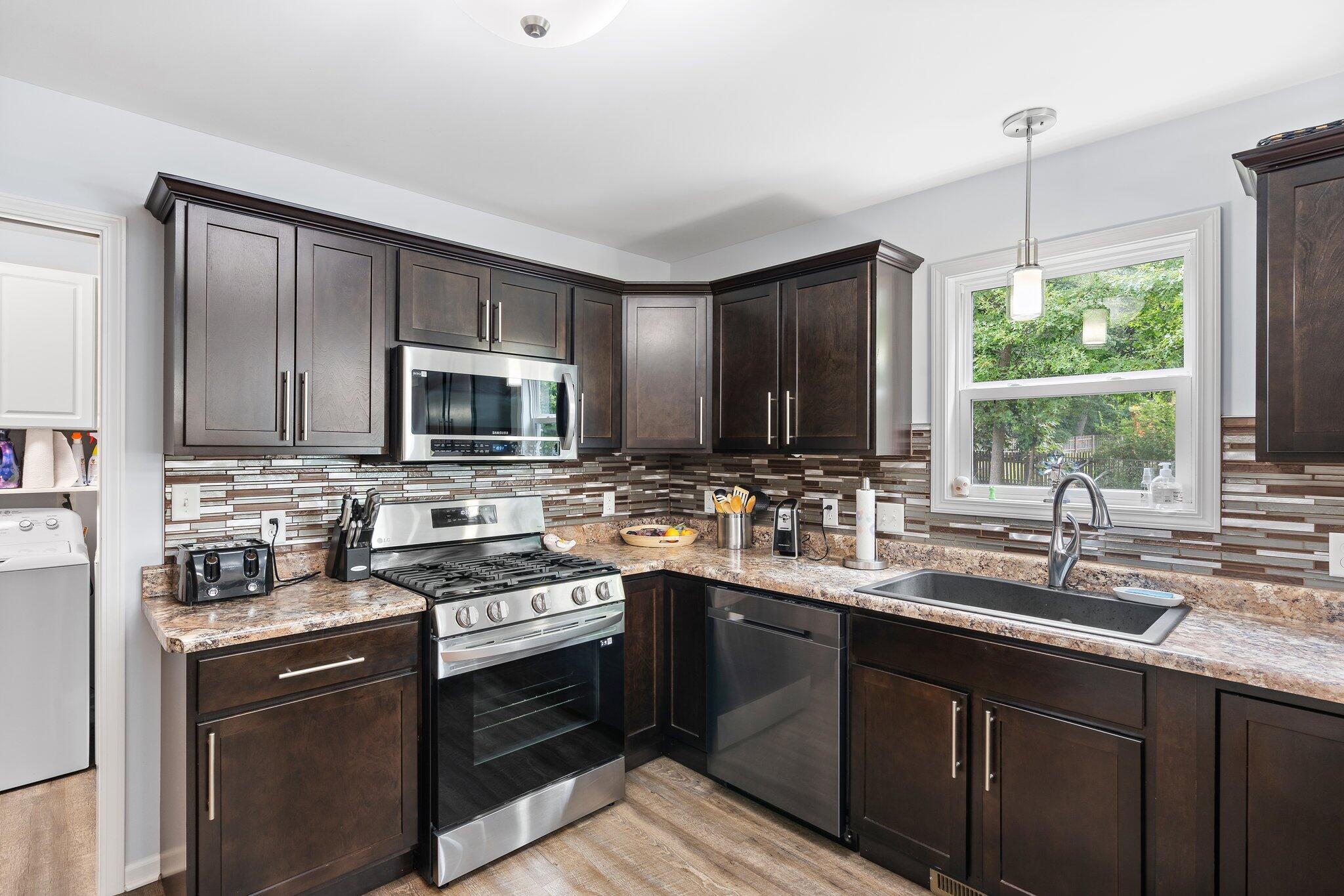 12505 Marsh Landing Pkwy