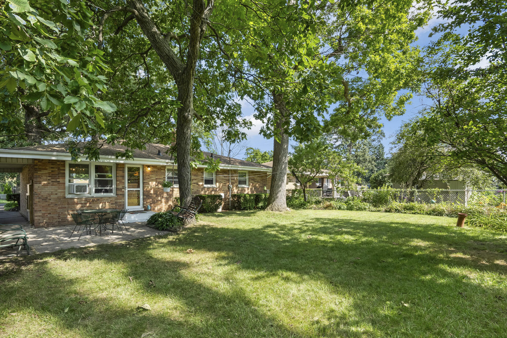 286 Crestwood Drive