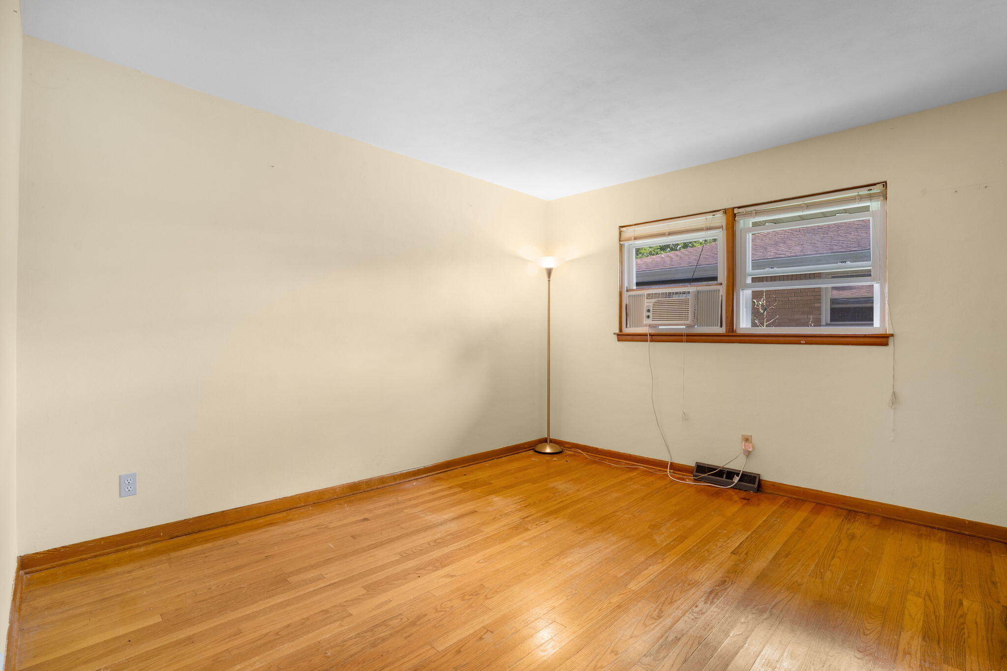 286 Crestwood Drive