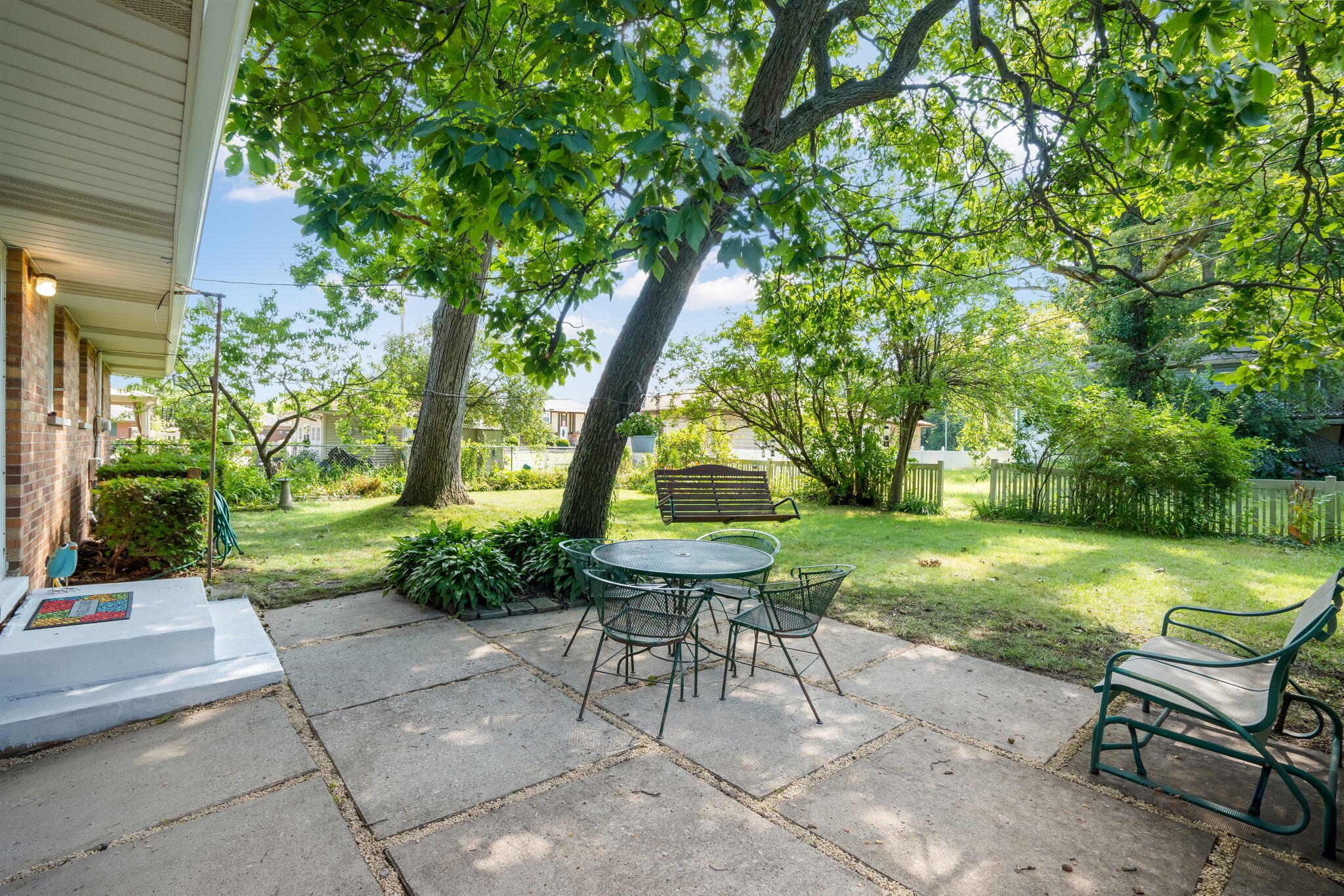 286 Crestwood Drive