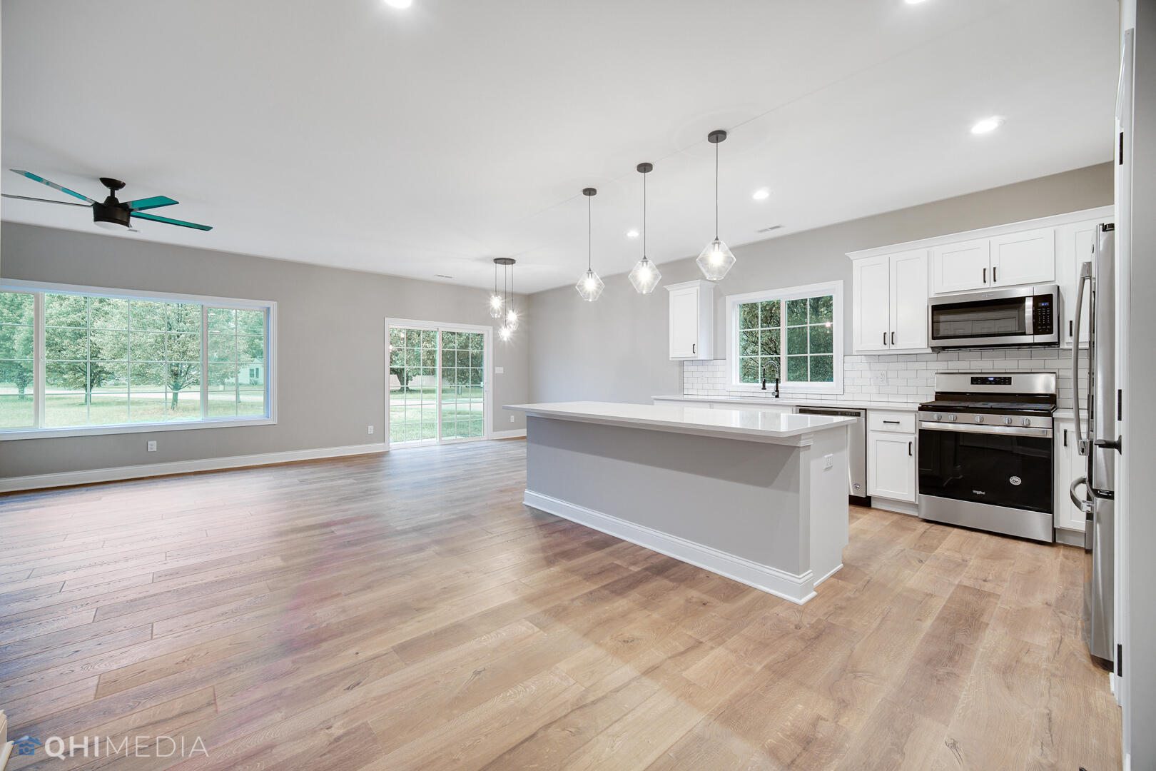 314 Holst Lane