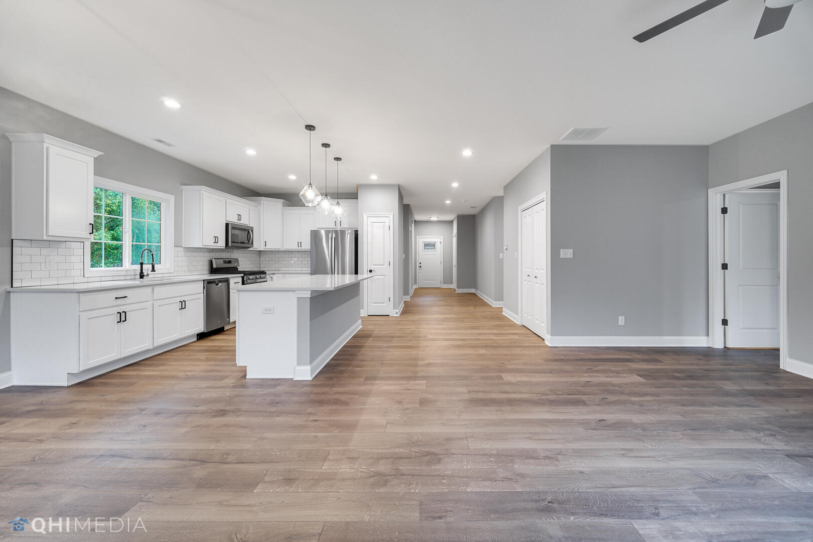 314 Holst Lane