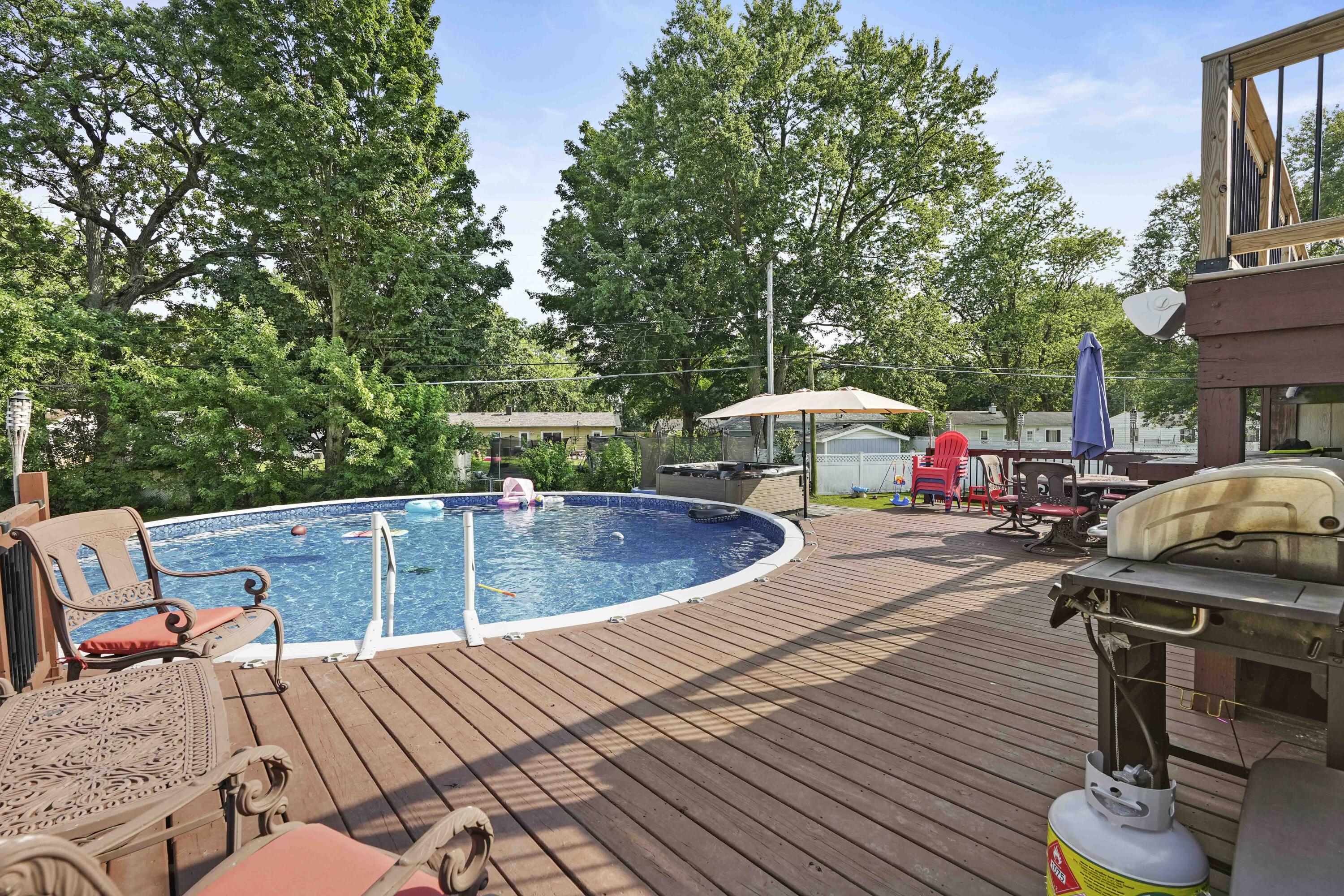 227 Hemlock Court