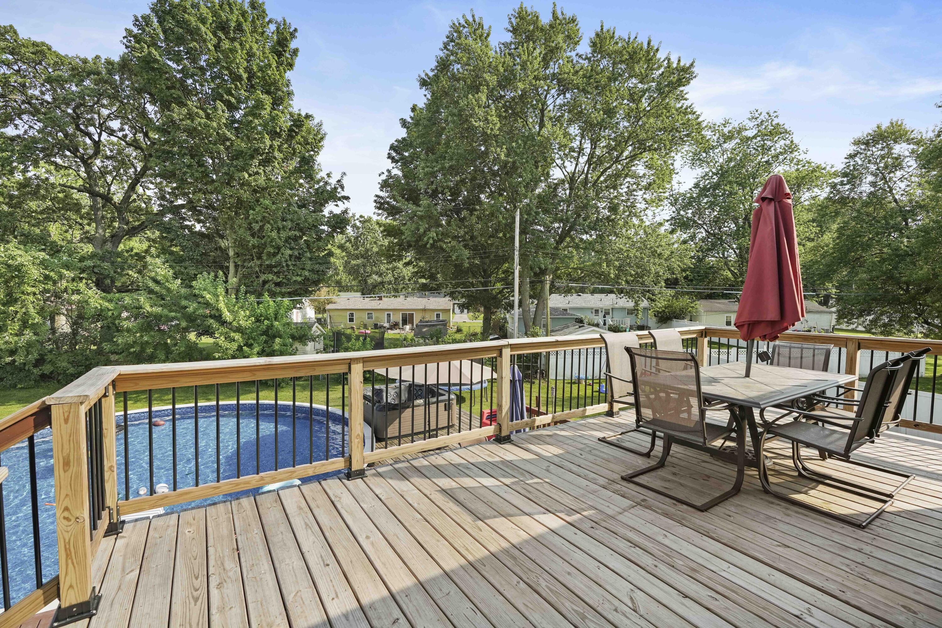 227 Hemlock Court