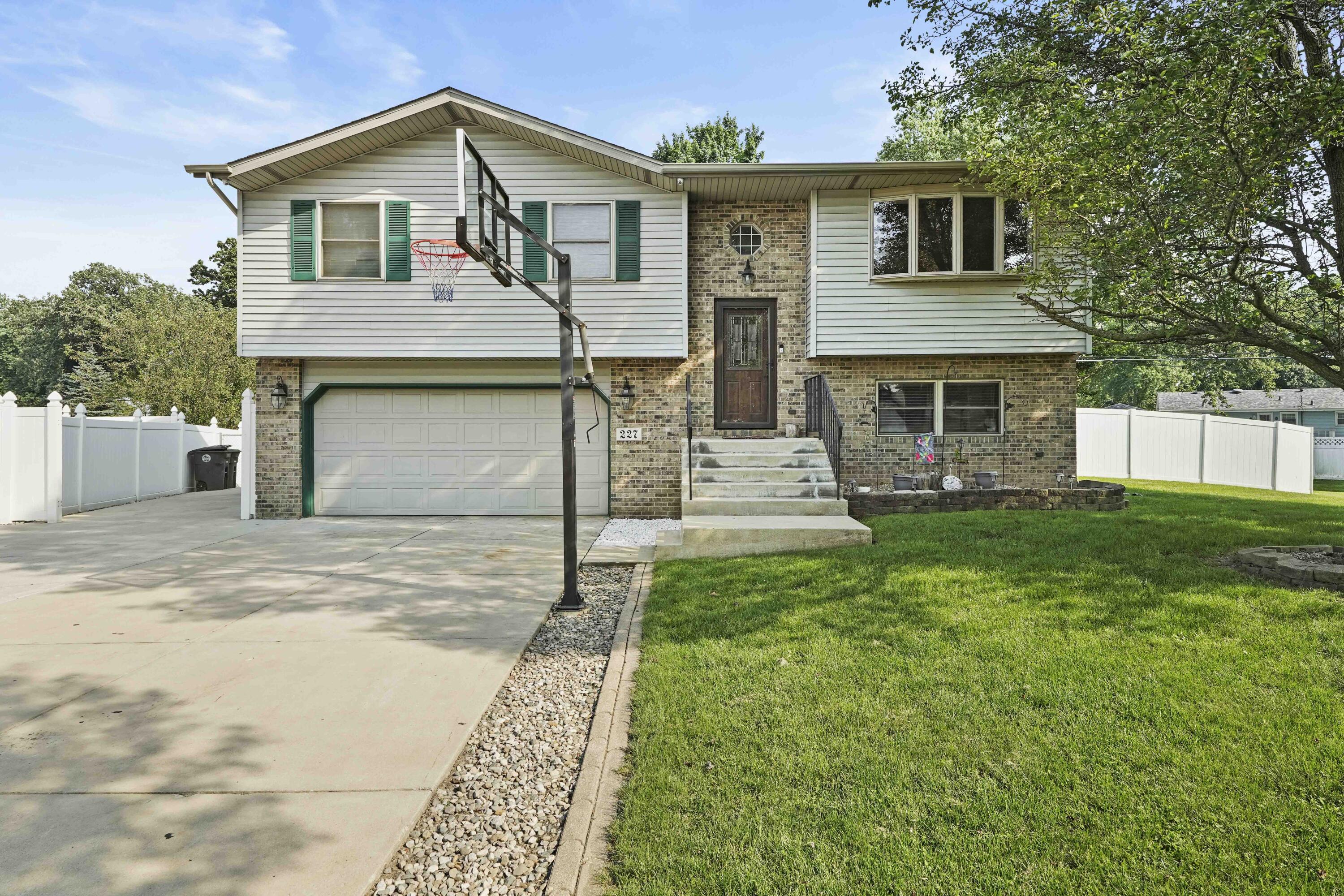 227 Hemlock Court