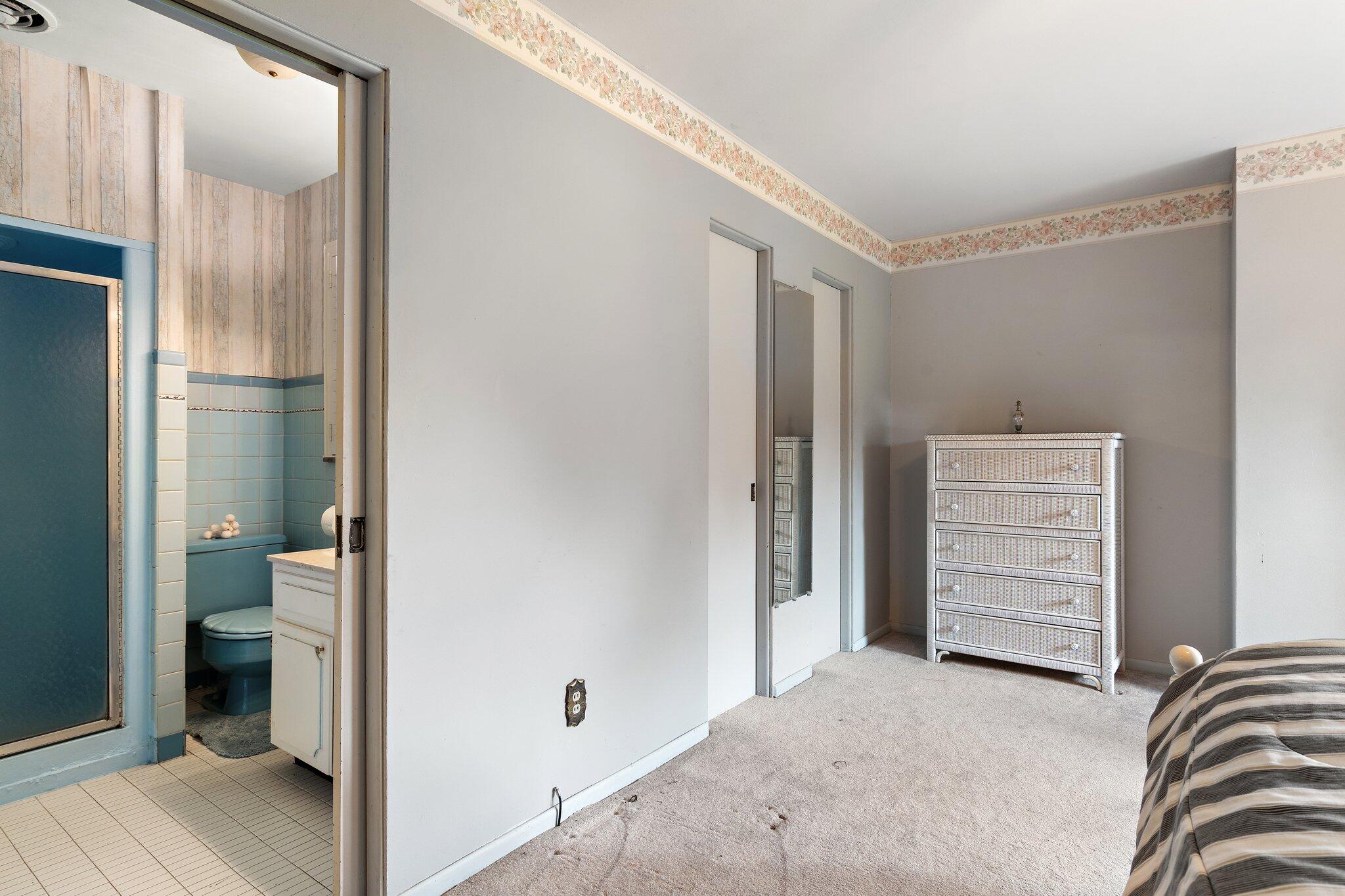 8142 Hawthorne Drive