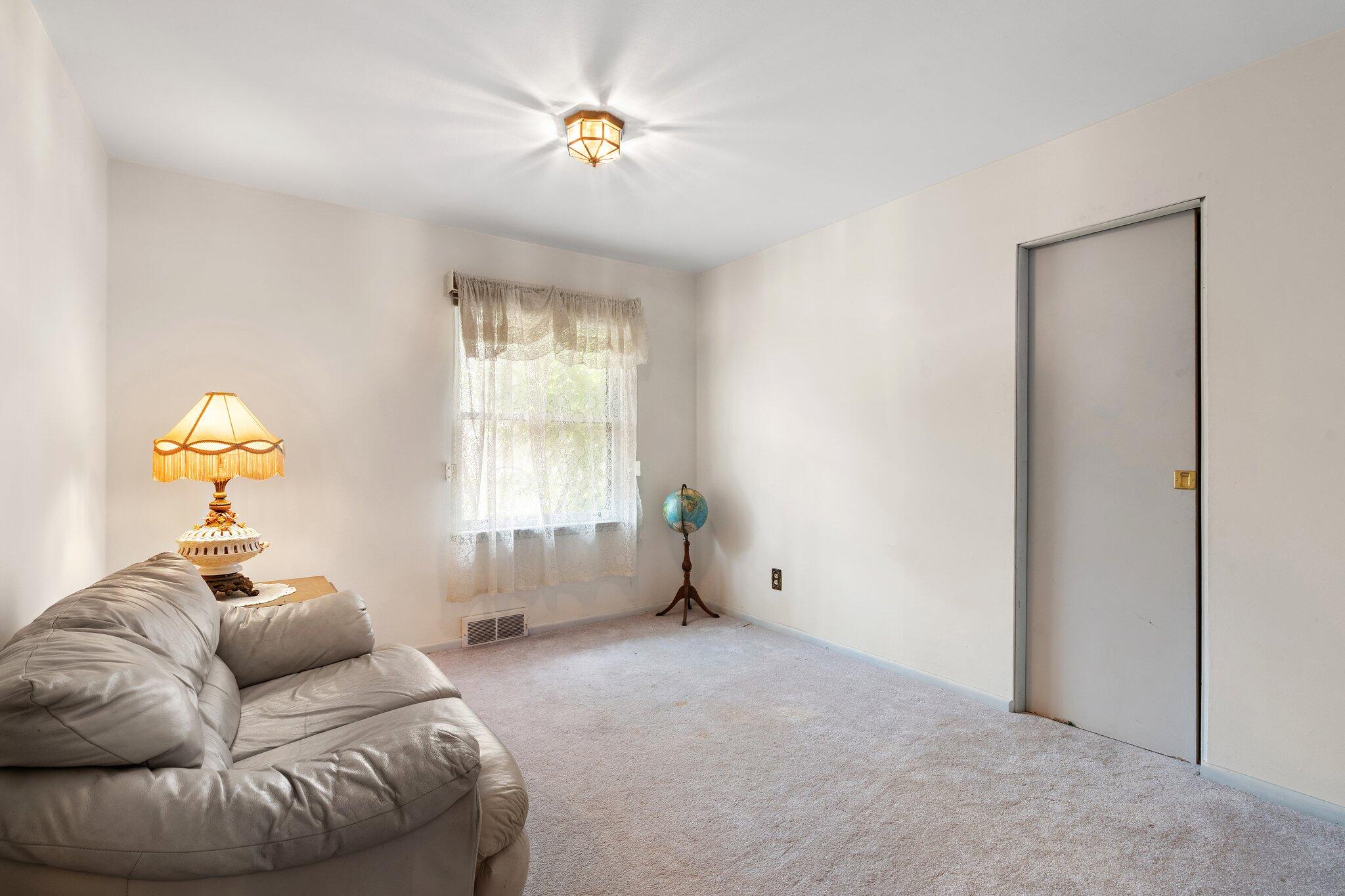 8142 Hawthorne Drive