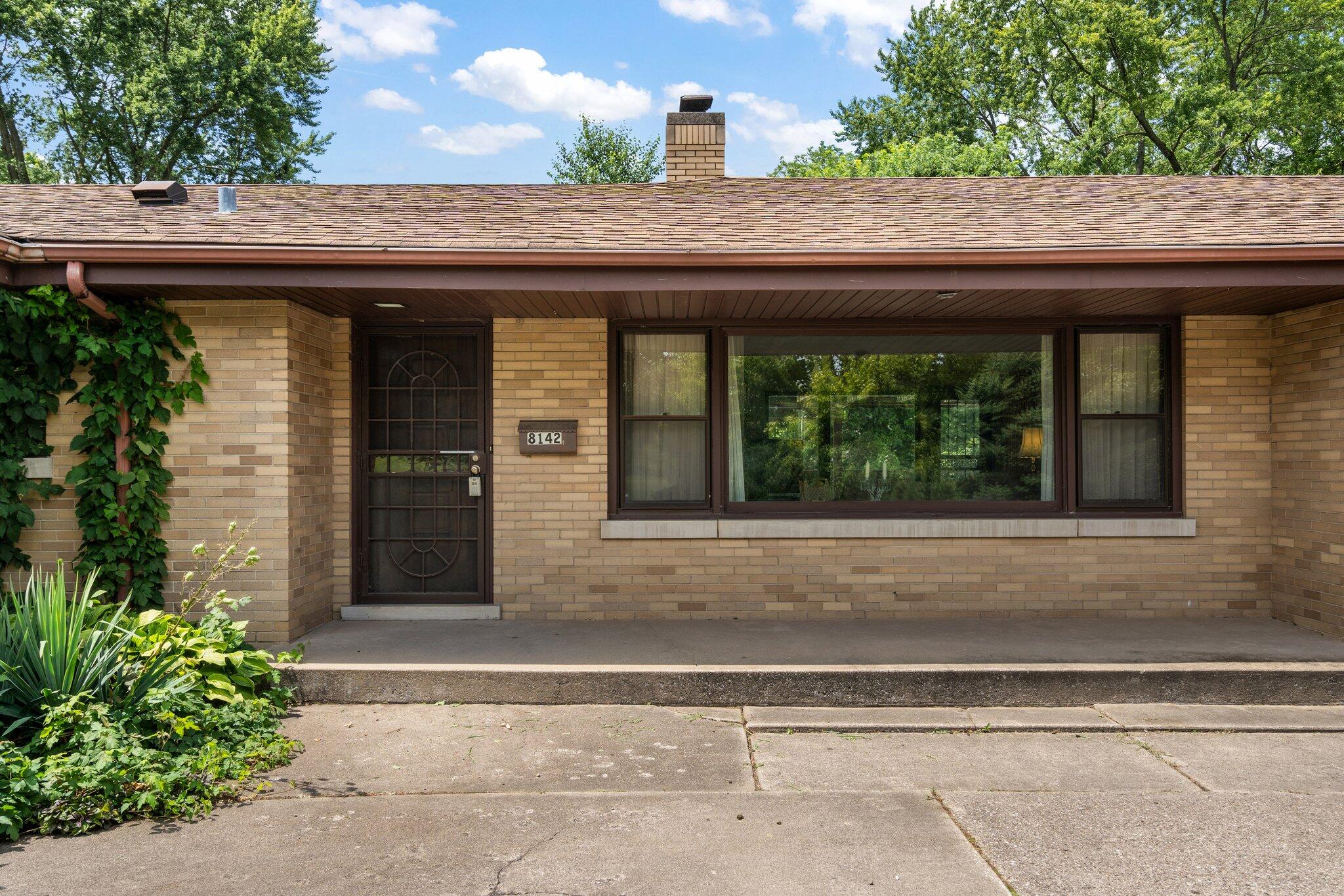 8142 Hawthorne Drive