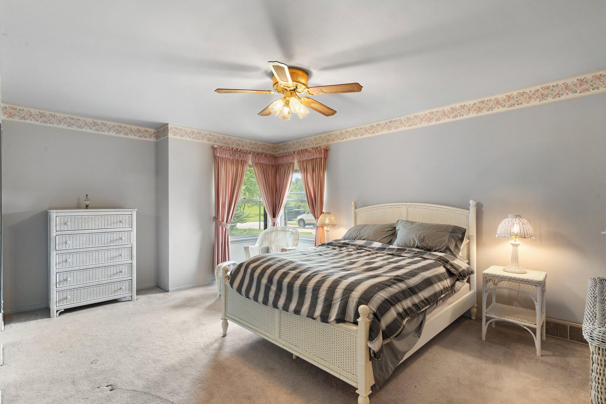 8142 Hawthorne Drive