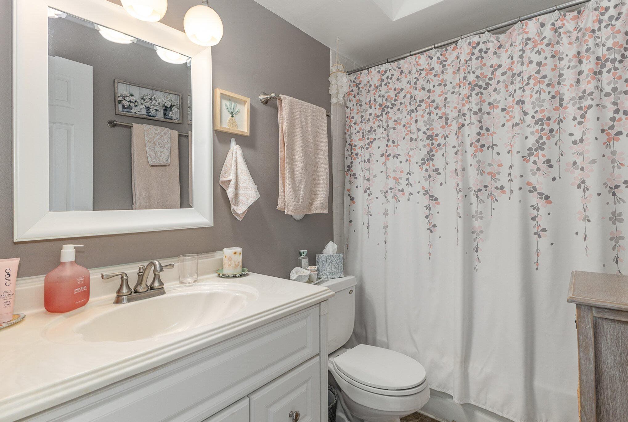 9634 Keilman Street Unit: 1N