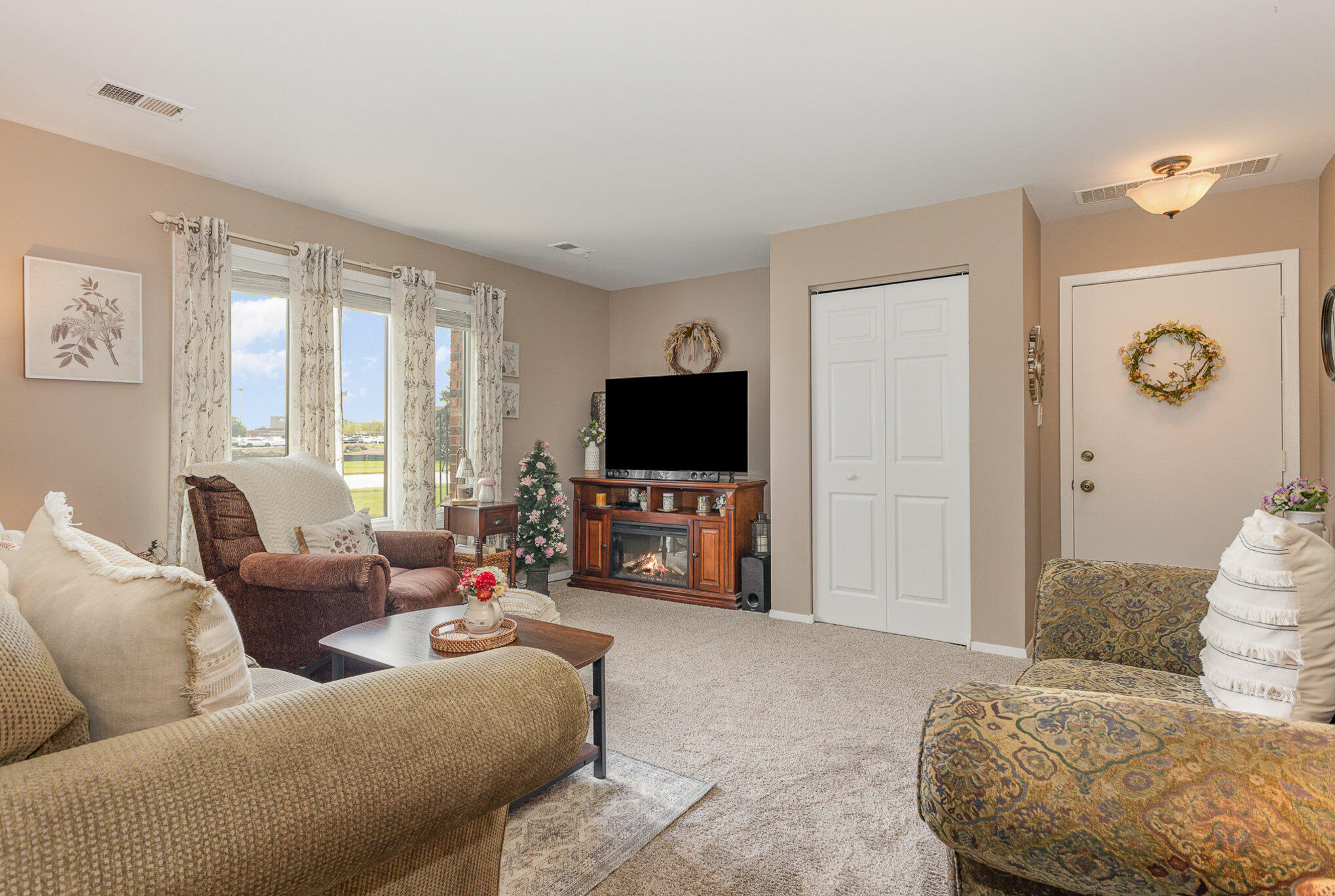 9634 Keilman Street Unit: 1N