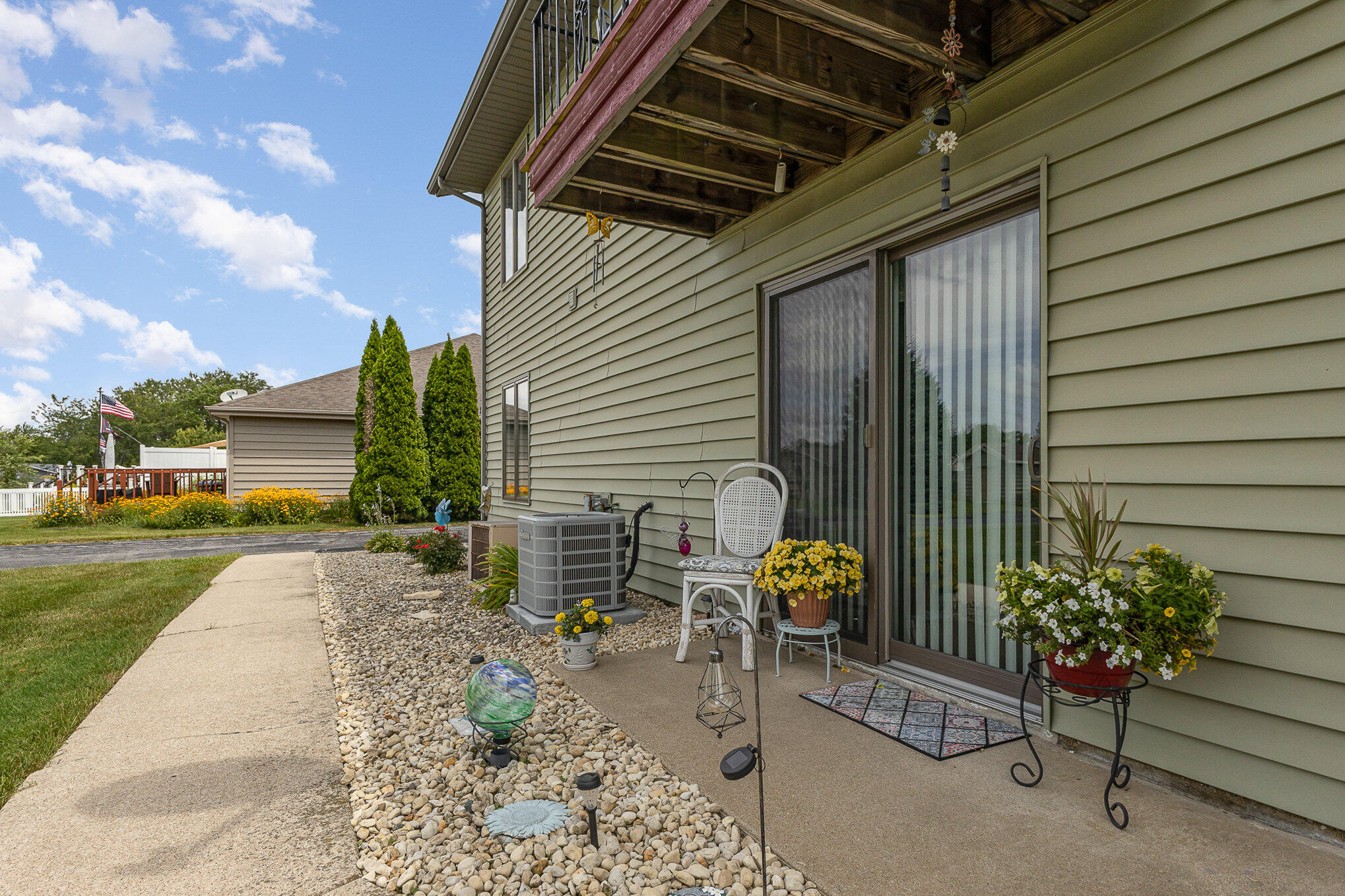 9634 Keilman Street Unit: 1N