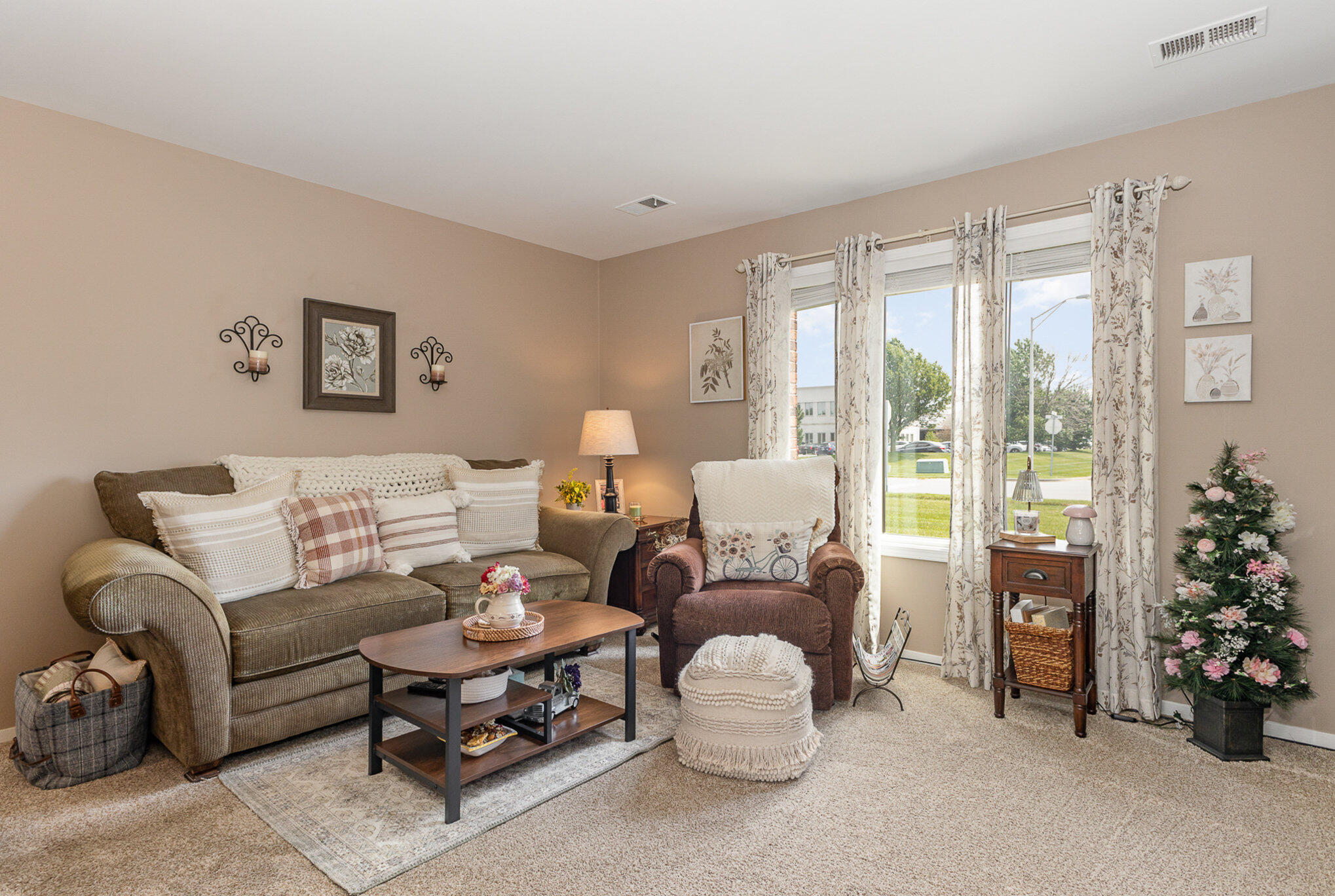 9634 Keilman Street Unit: 1N