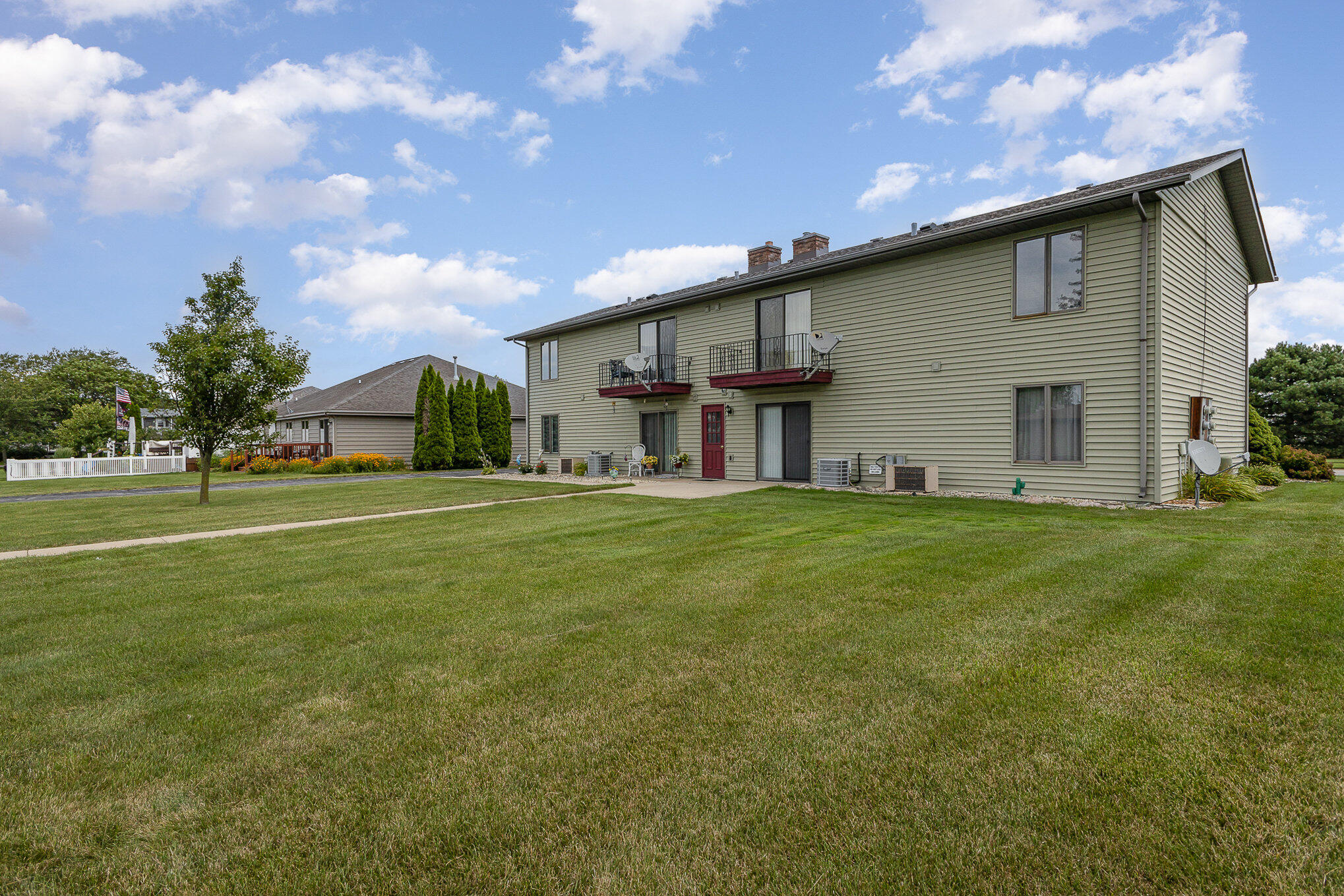 9634 Keilman Street Unit: 1N