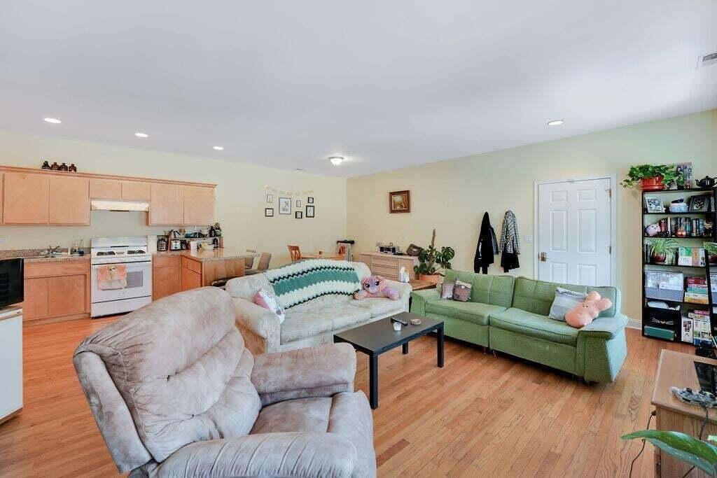 1600 119th Street