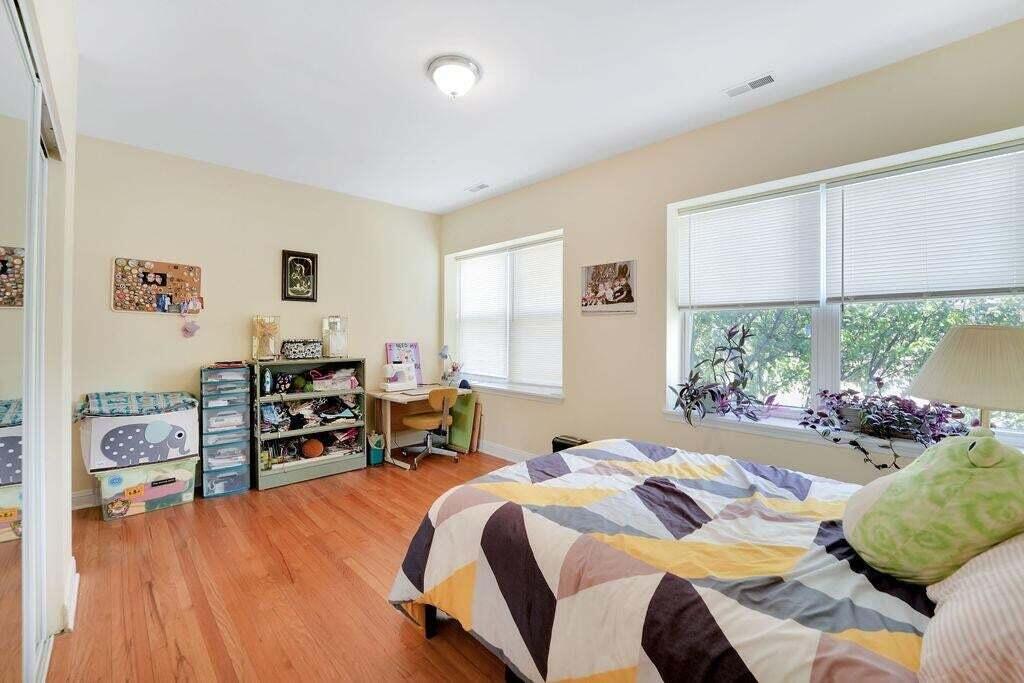 1600 119th Street