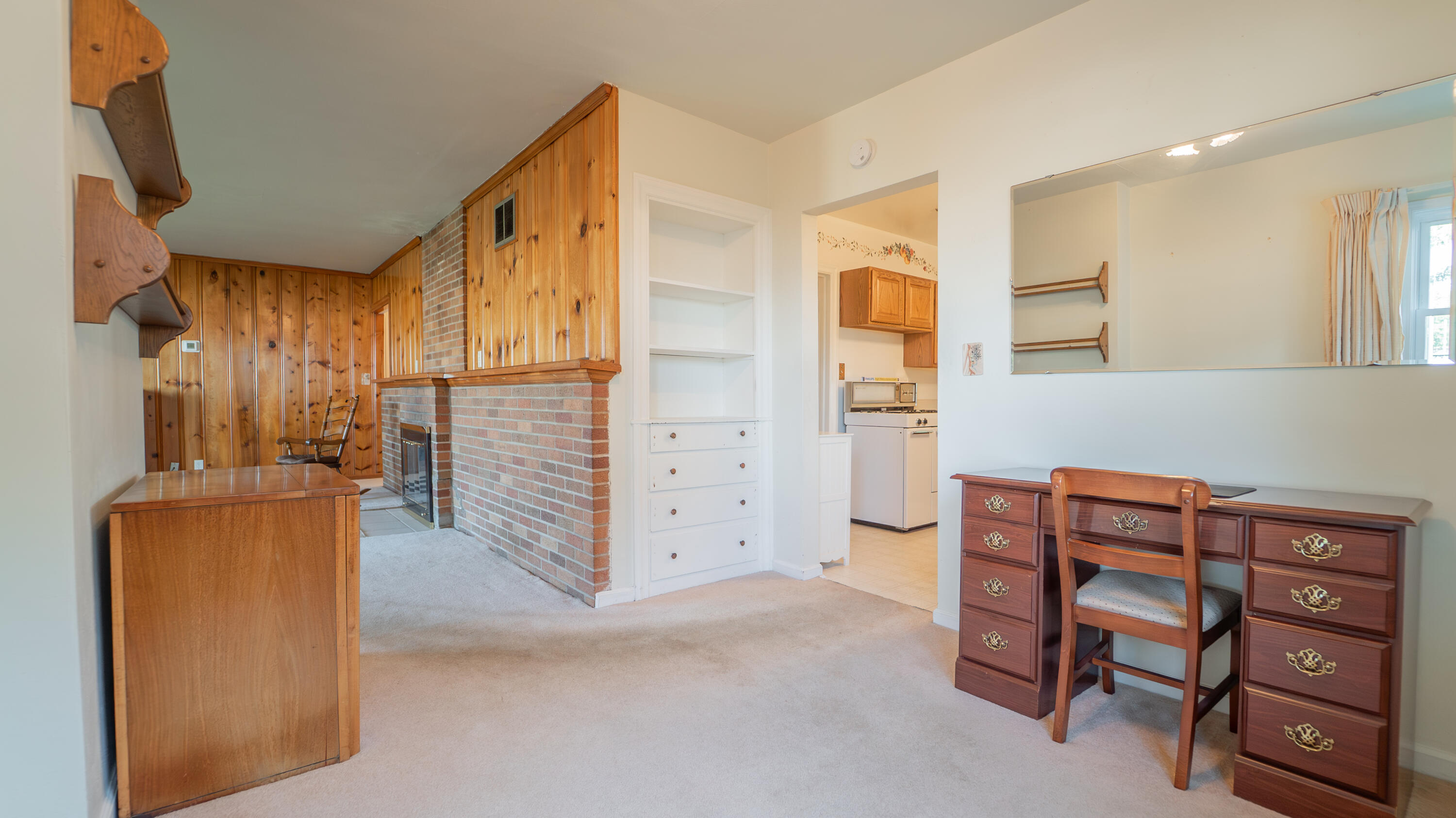 7553 Broadway
