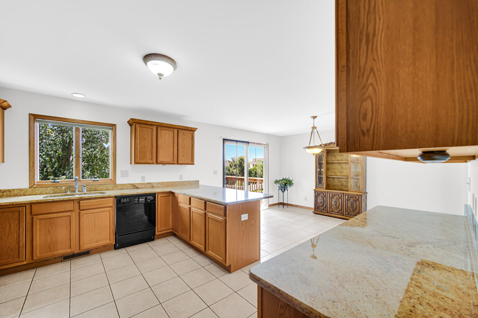 5801 Wildrose Lane