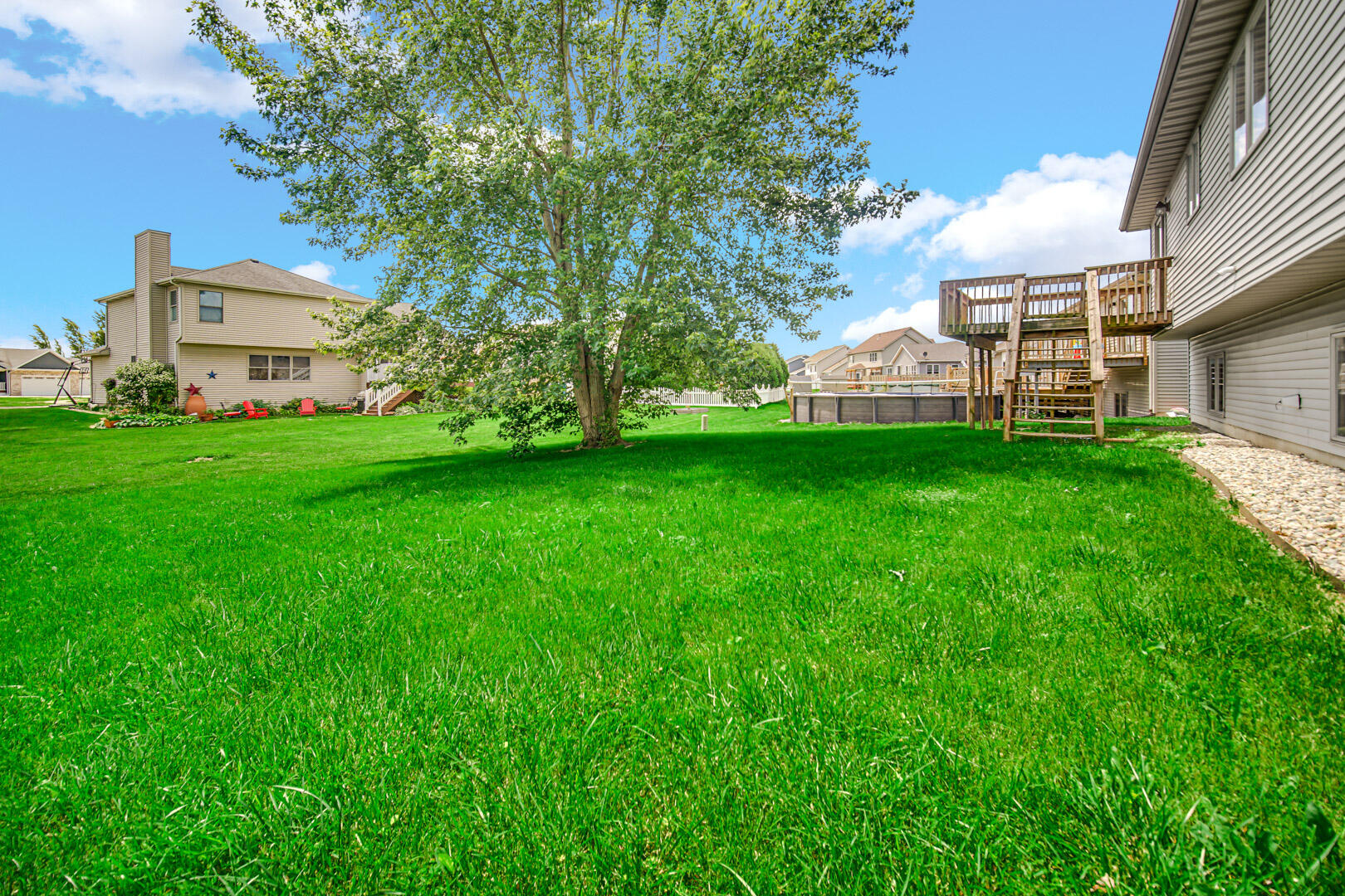 5801 Wildrose Lane