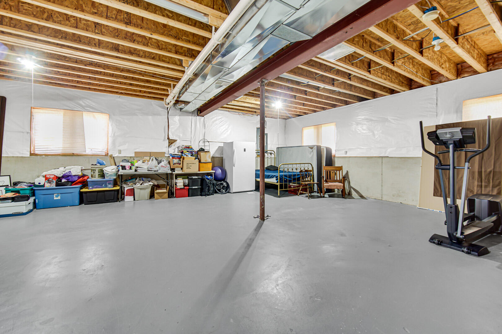 5801 Wildrose Lane