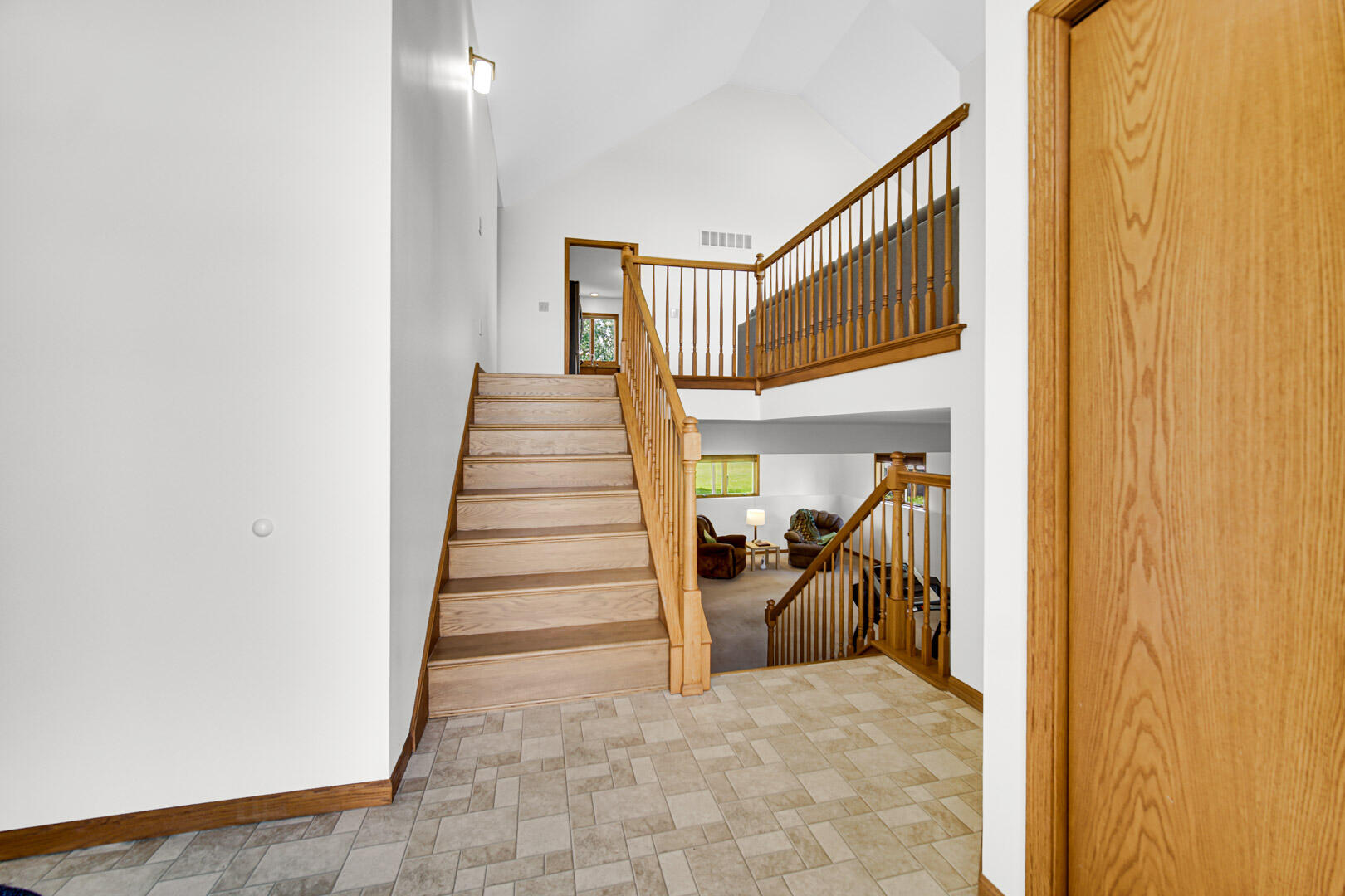 5801 Wildrose Lane