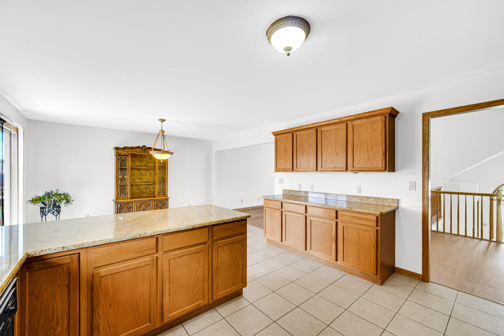 5801 Wildrose Lane