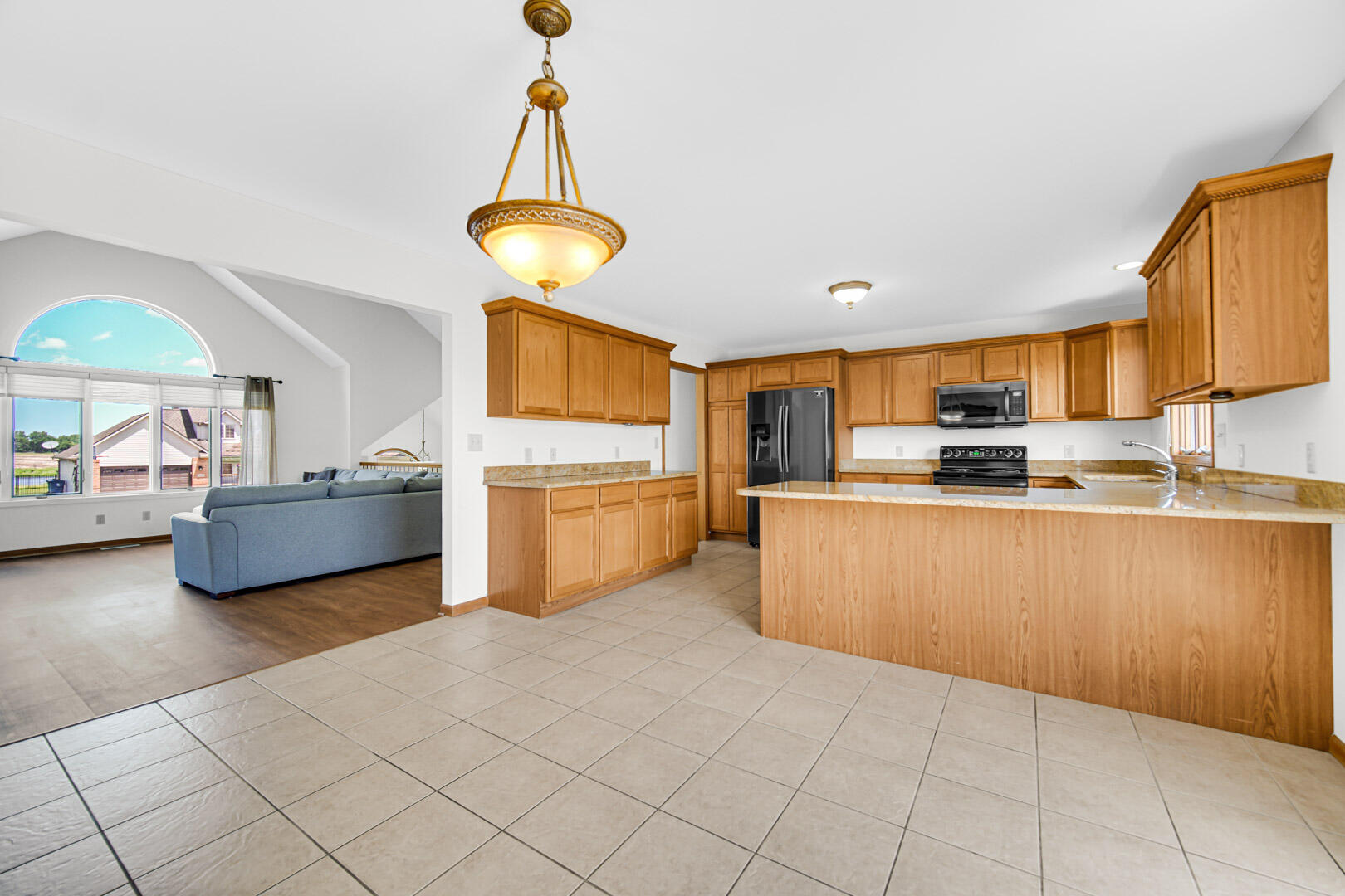 5801 Wildrose Lane