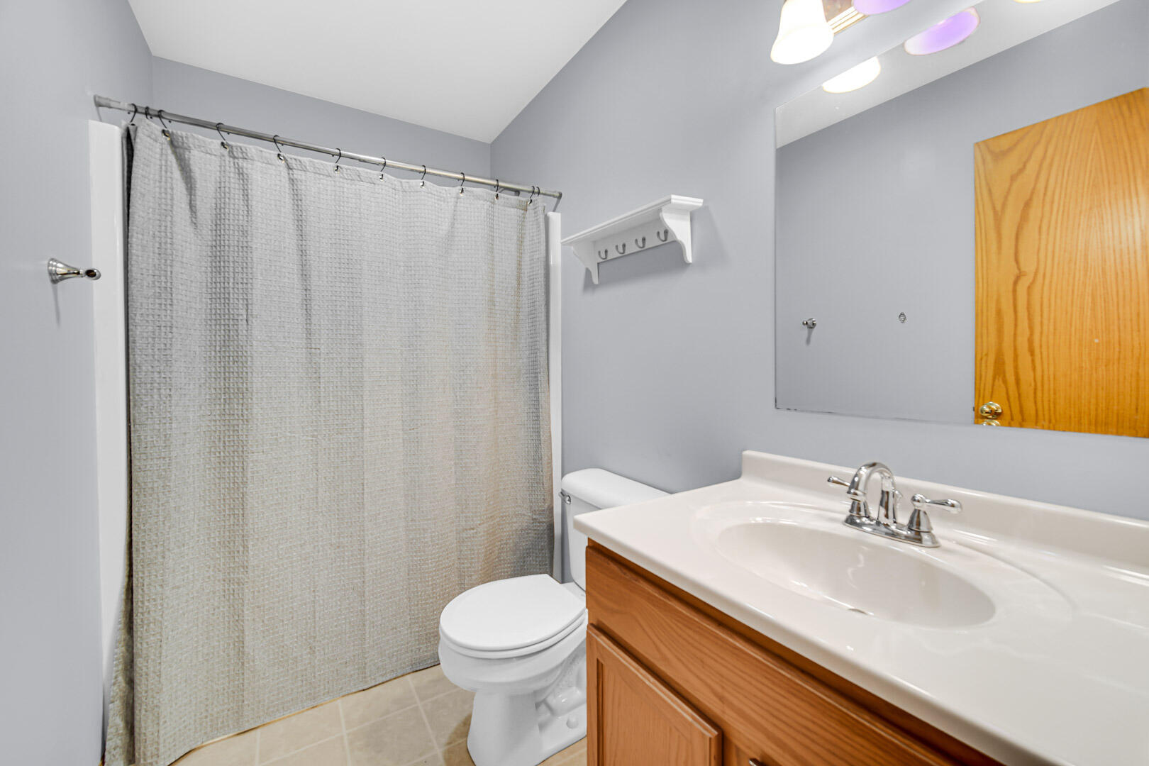 5801 Wildrose Lane