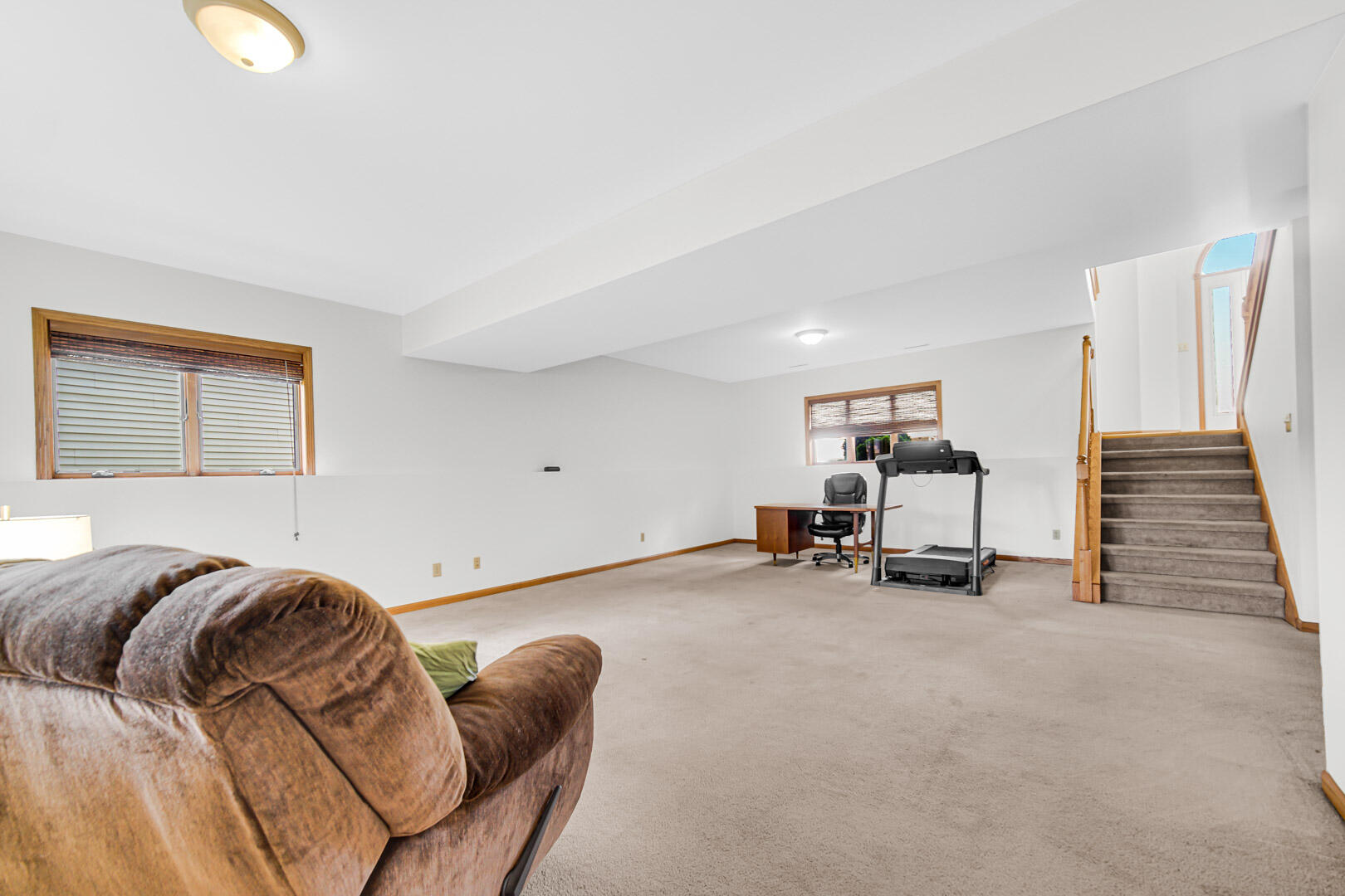 5801 Wildrose Lane