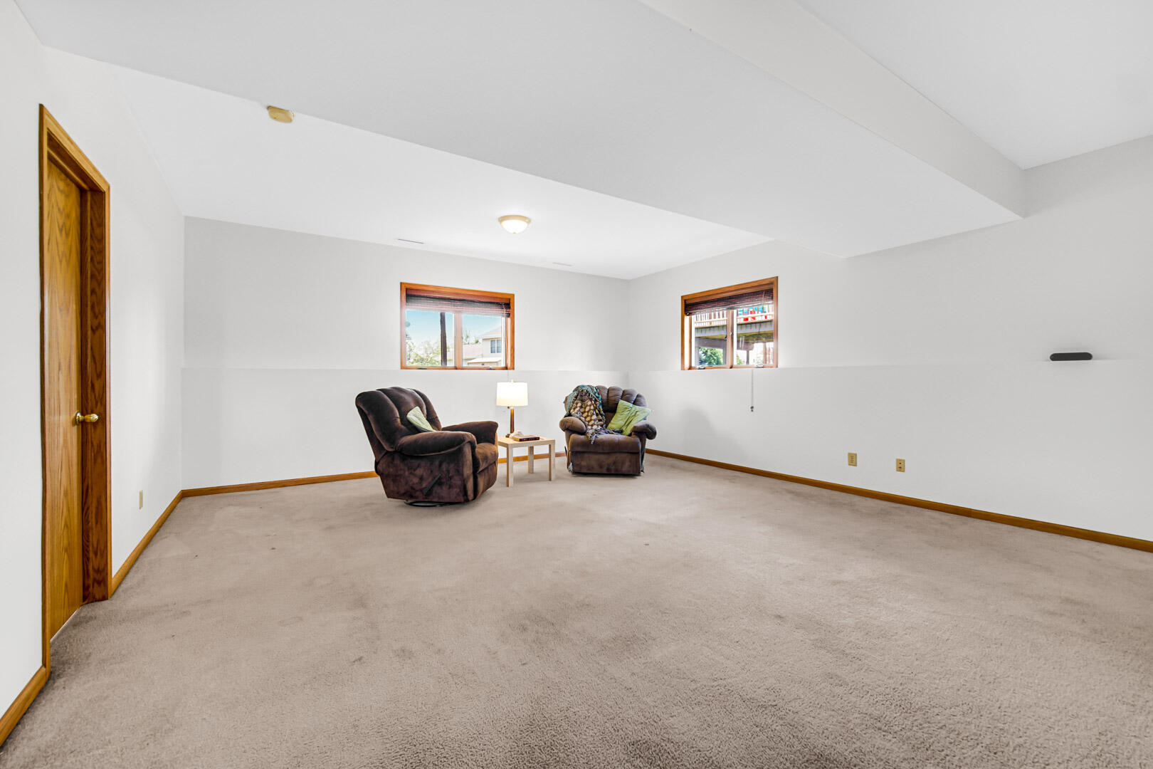 5801 Wildrose Lane
